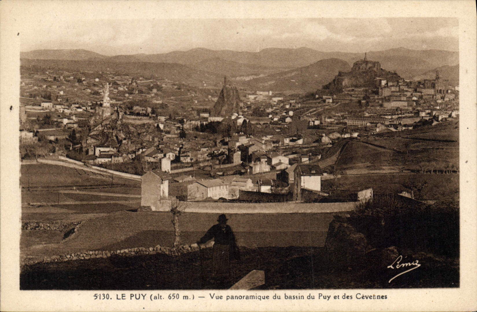 CPA Le Puy Vue panoramique du bassin du Puy at des Cevennes 