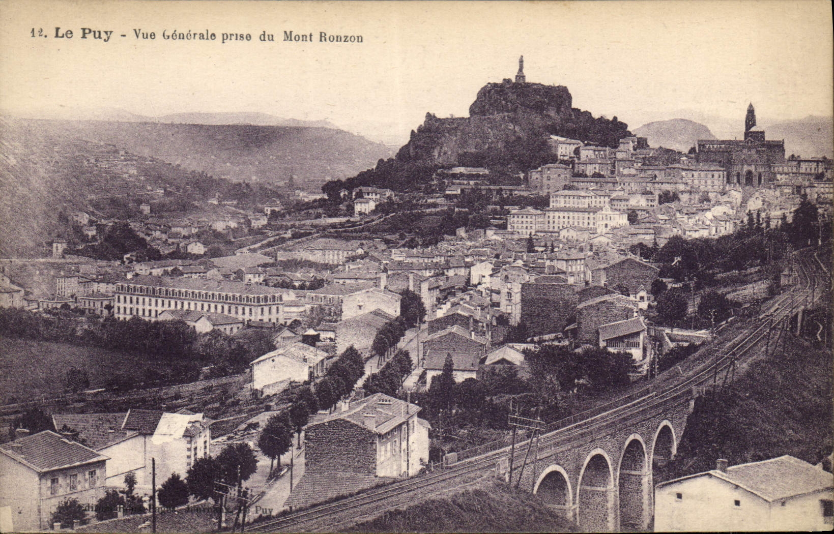CPA Le Puy Vue Generale prise du Mont Ronzon