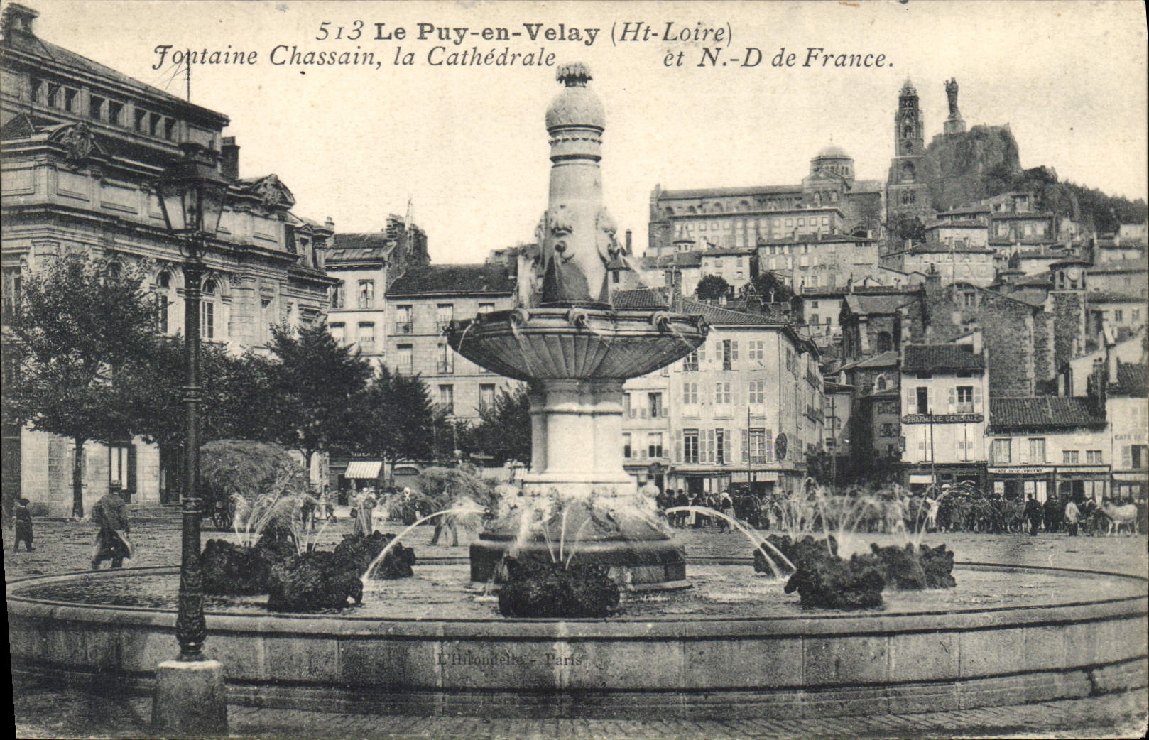 CPA Le Puy en Velay Ht Loire Fontaine Chassain la Cathedrale et ND de France 