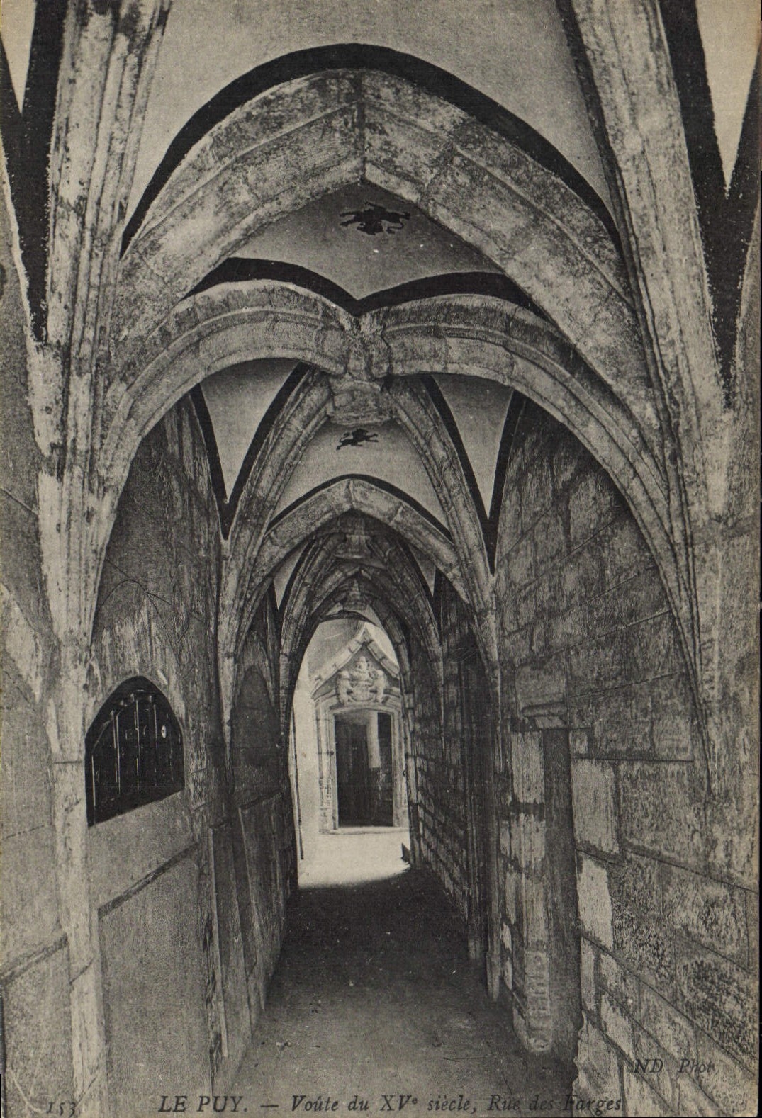 CPA Le Puy Voute du XV siecle 