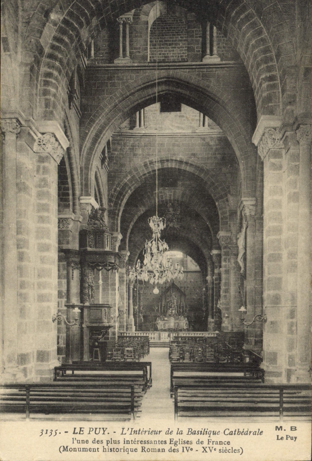 CPA Le Puy L'Interieur de la Basilique Cathedrale 