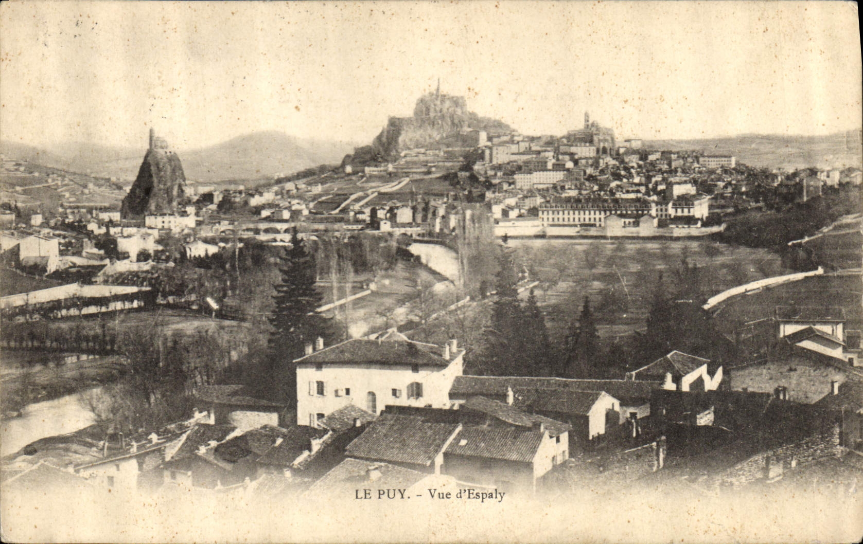 CPA Le Puy Vue d'Espaly 