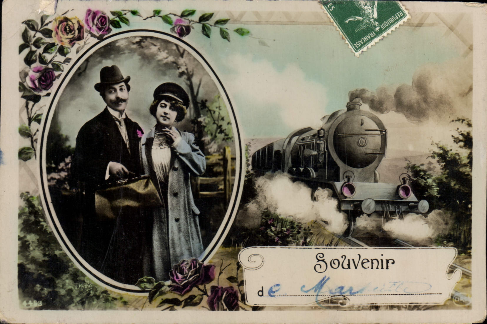 CPA Souvenir Marseille femme Train