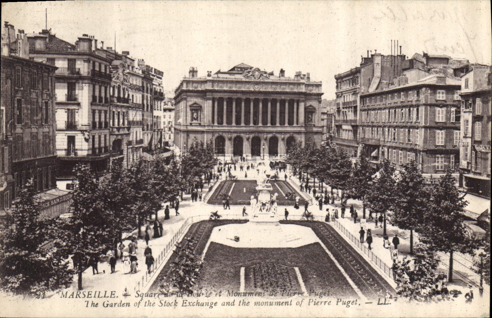 CPA Marseille Square de la Bourse Monument de Pierre Puget 