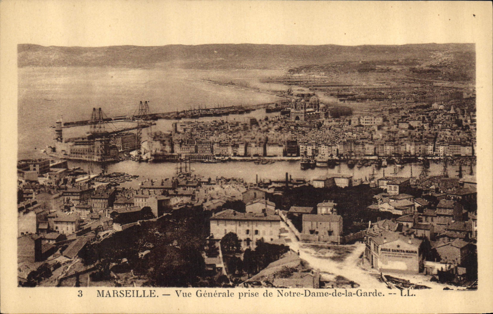 CPA Marseille Vue Generale prise de Notre Dame de la Garde 