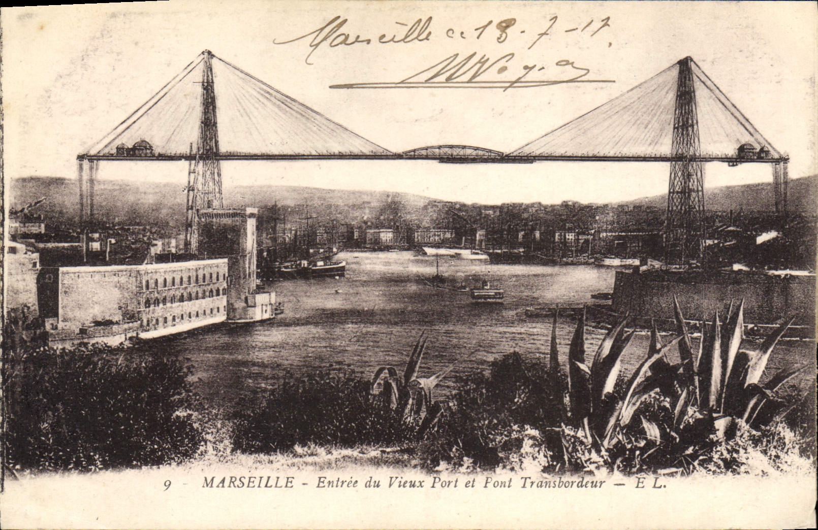 CPA Marseille Entree du Vieux Port et Font Transbordeur 