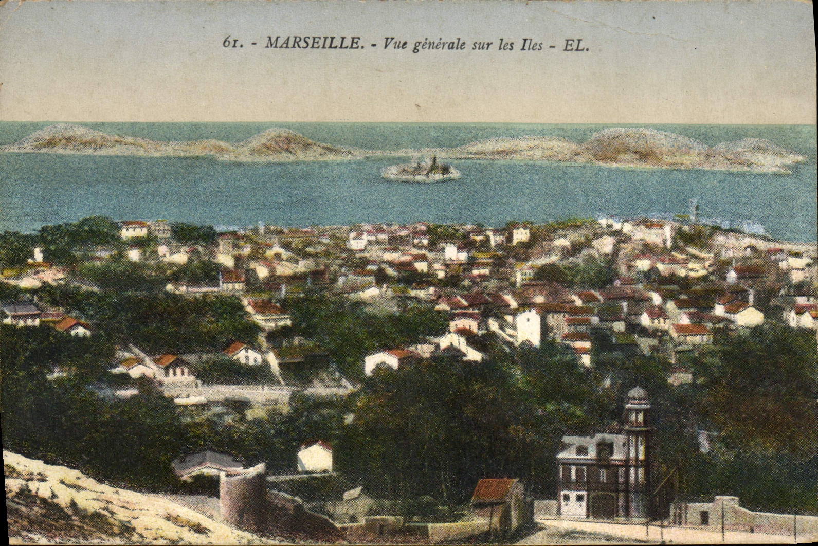 CPA Marseille Vue generale sur les Iles 