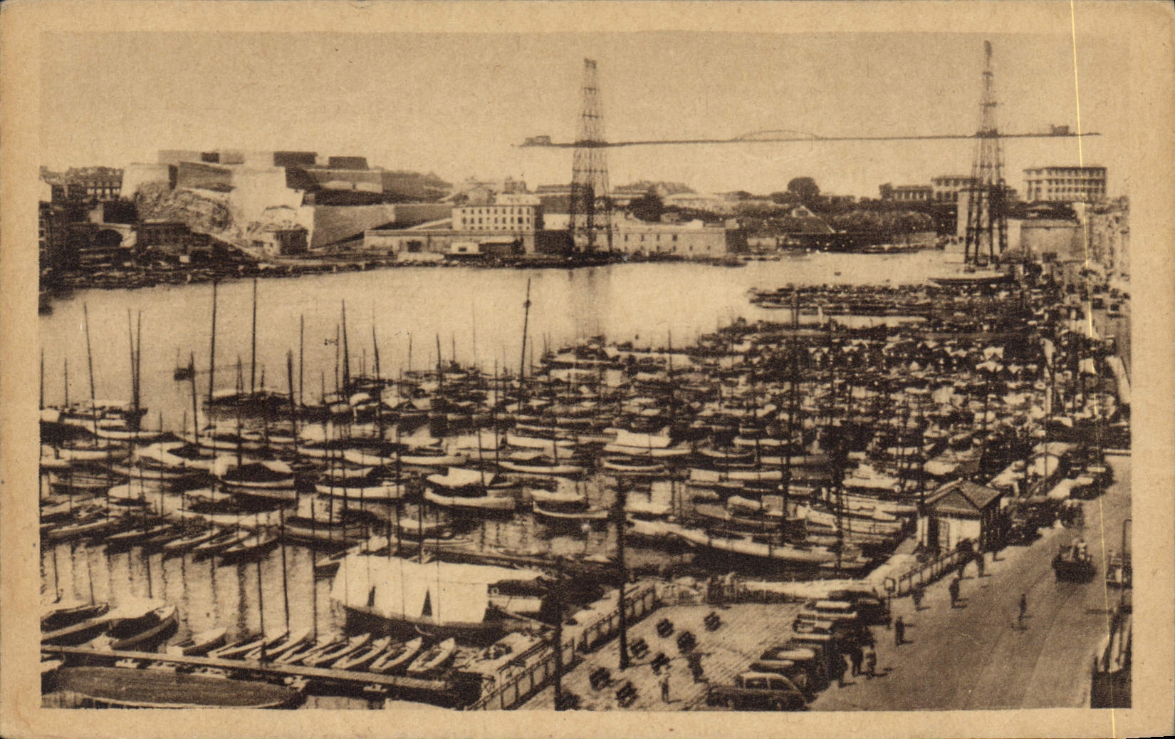 CPA Marseille Le Vieux Port et le Transbordeur 