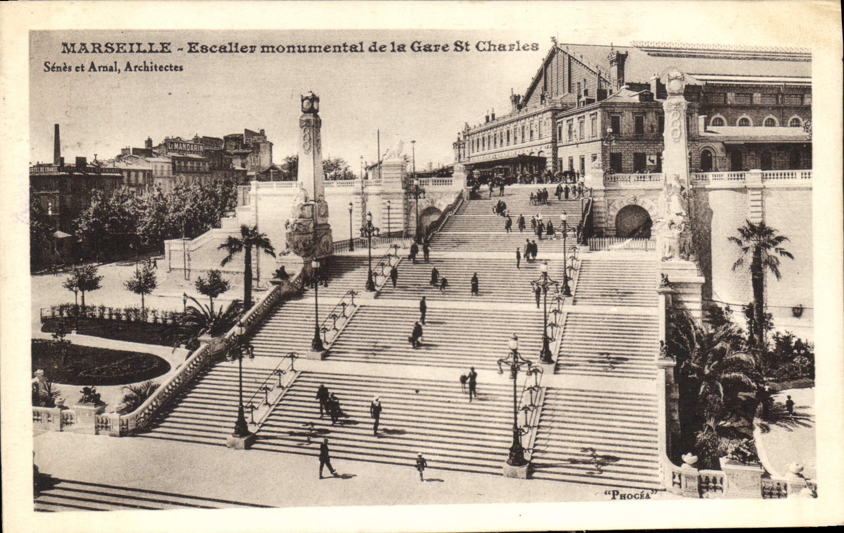 CPA Marseille Escalier Monumental de la Gare St Charles 