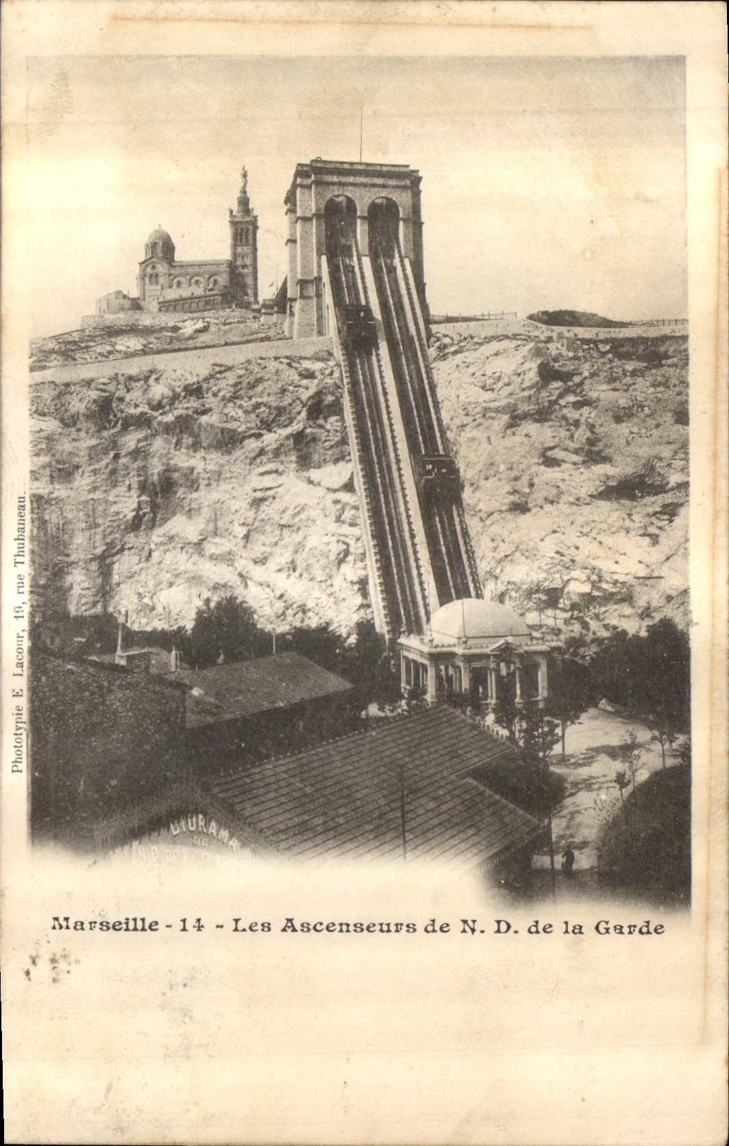 CPA Marseille Les Ascenseurs de Notre Dame de la Garde 