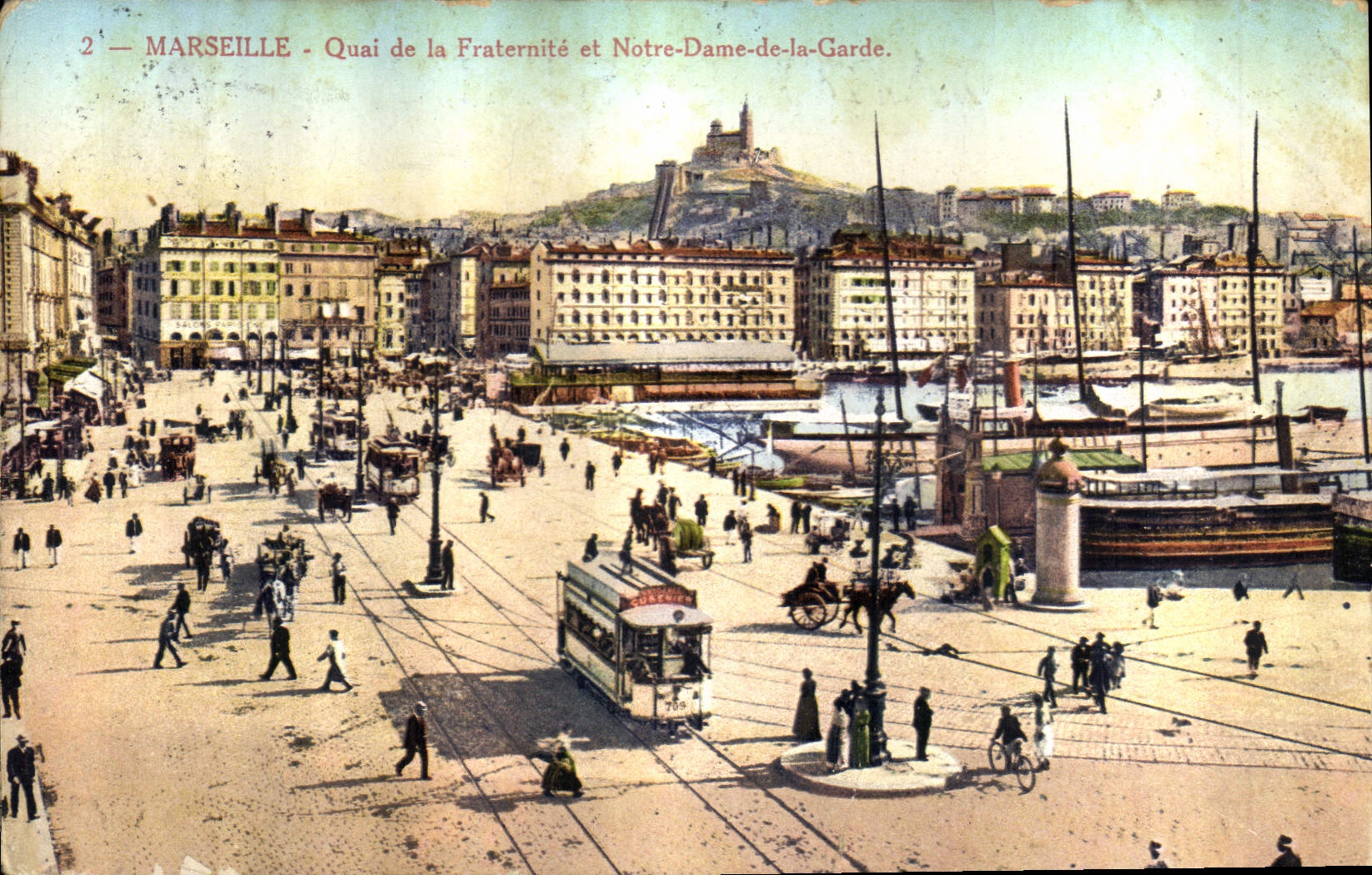 CPA Marseille Quai de la Fraternite et Notre Dame de la Garde 