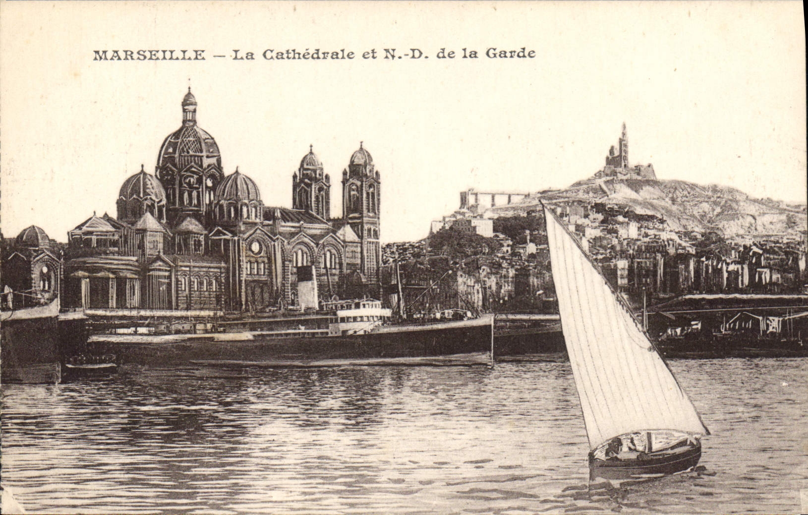 CPA Marseille La Cathedrale et Notre Dame de la Garde 