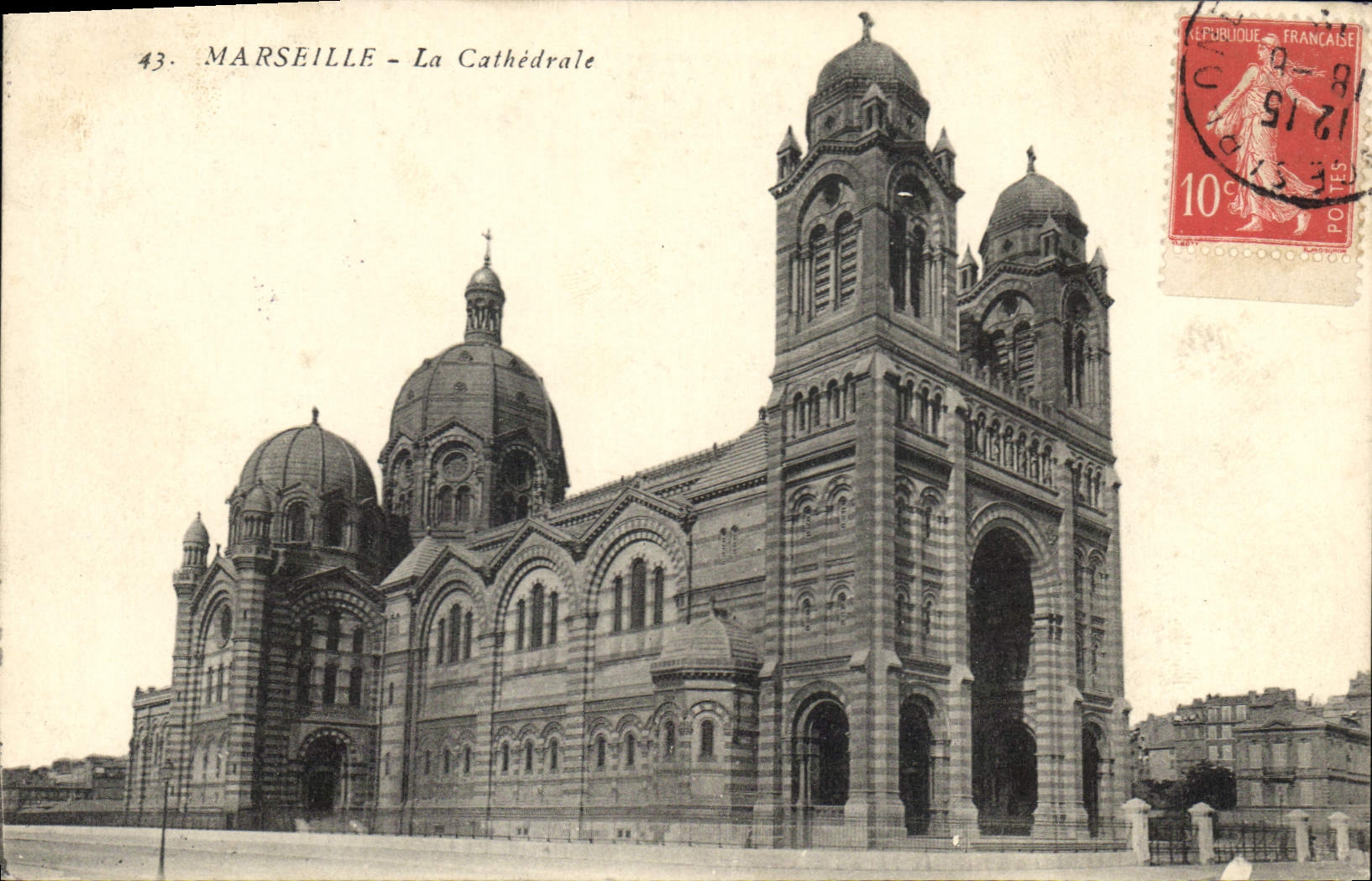 CPA Marseille La Cathedrale 