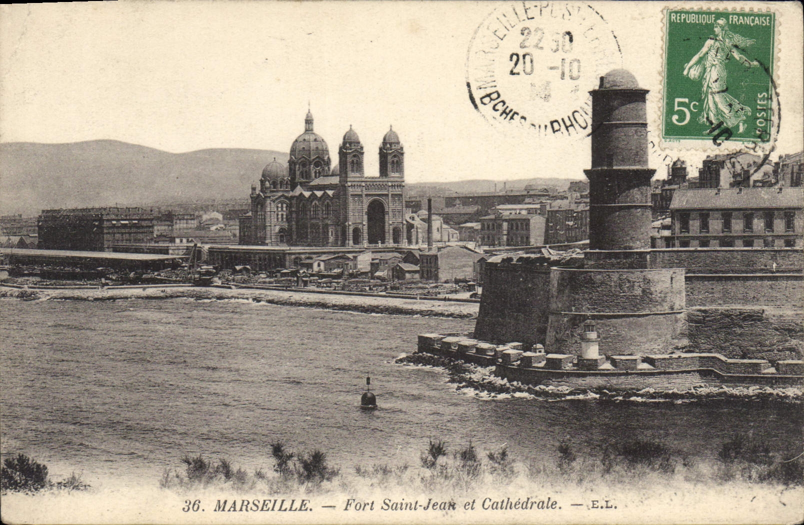 CPA Marseille Fort Saint Jean et Cathedrale 