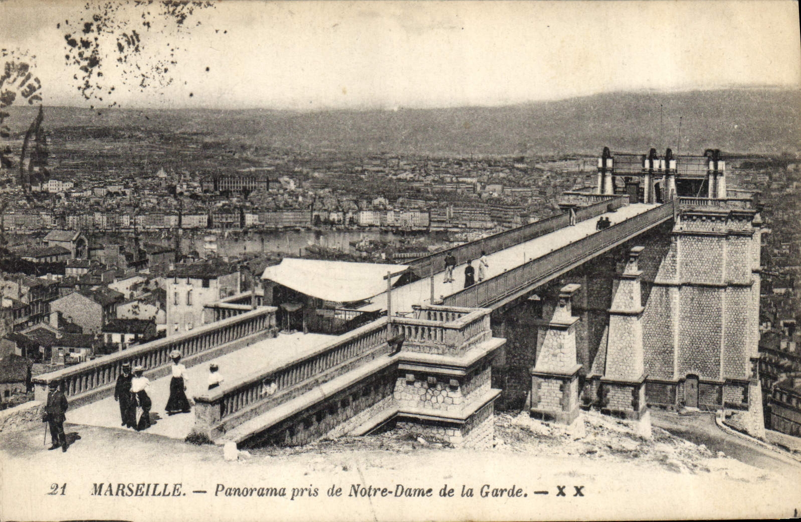 CPA Marseille Panorama pris de Notre Dame de la Garde 
