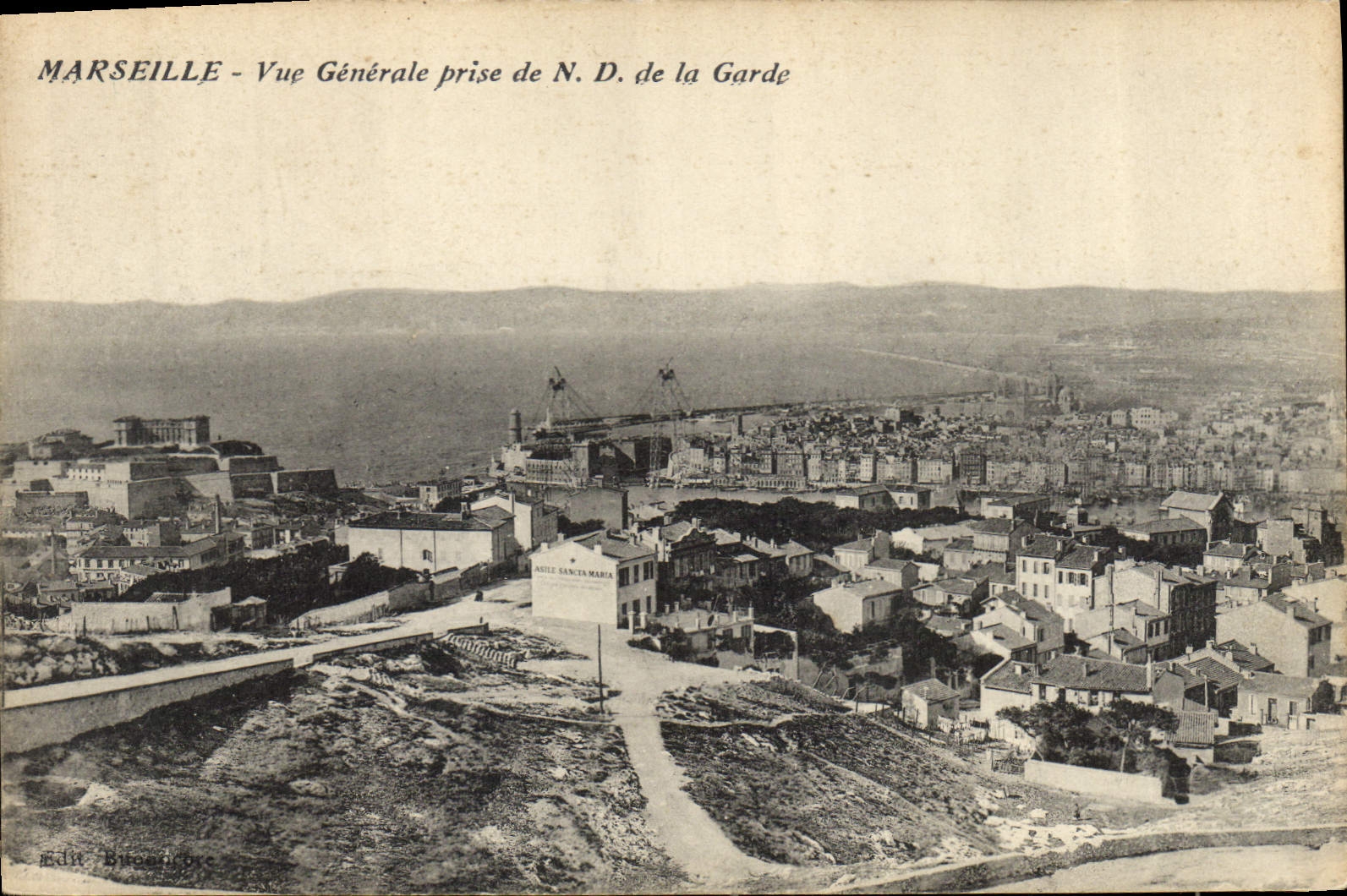 CPA Marseille Vue generale prise de Notre Dame de la Garde 