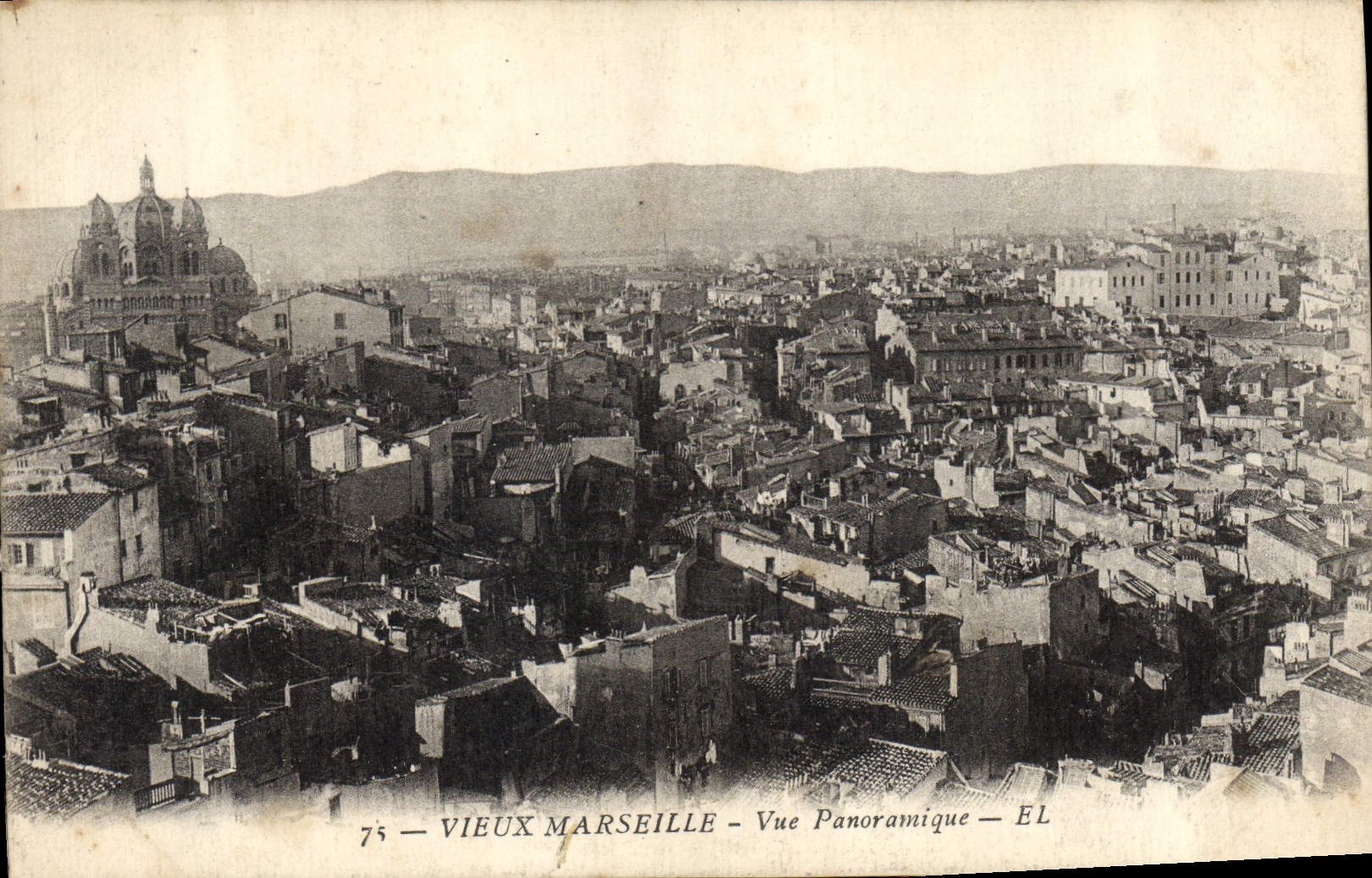 CPA Vieux Marseille Vue Panoramique 