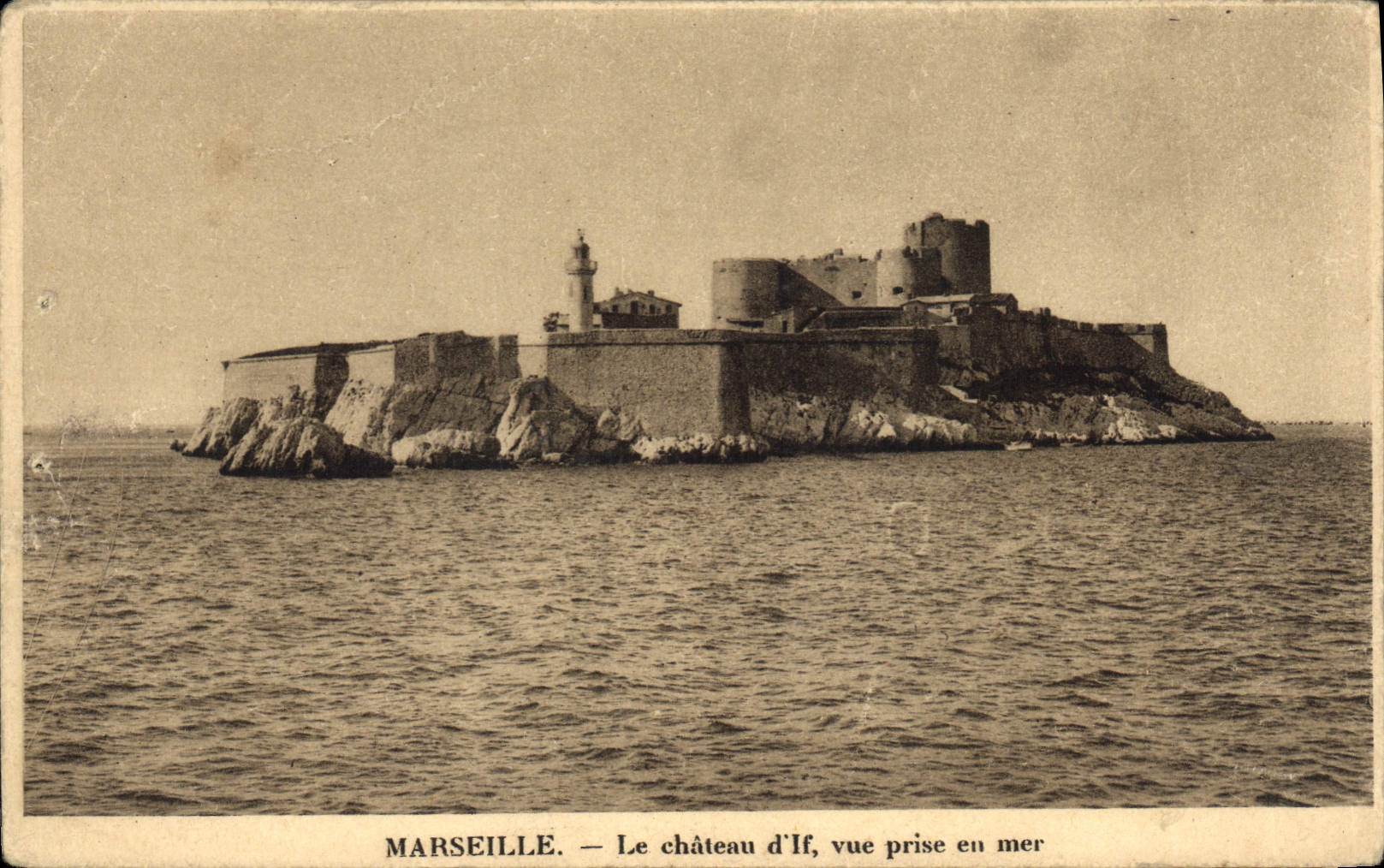 CPA Marseille Chateau d'If vue prise en mer
