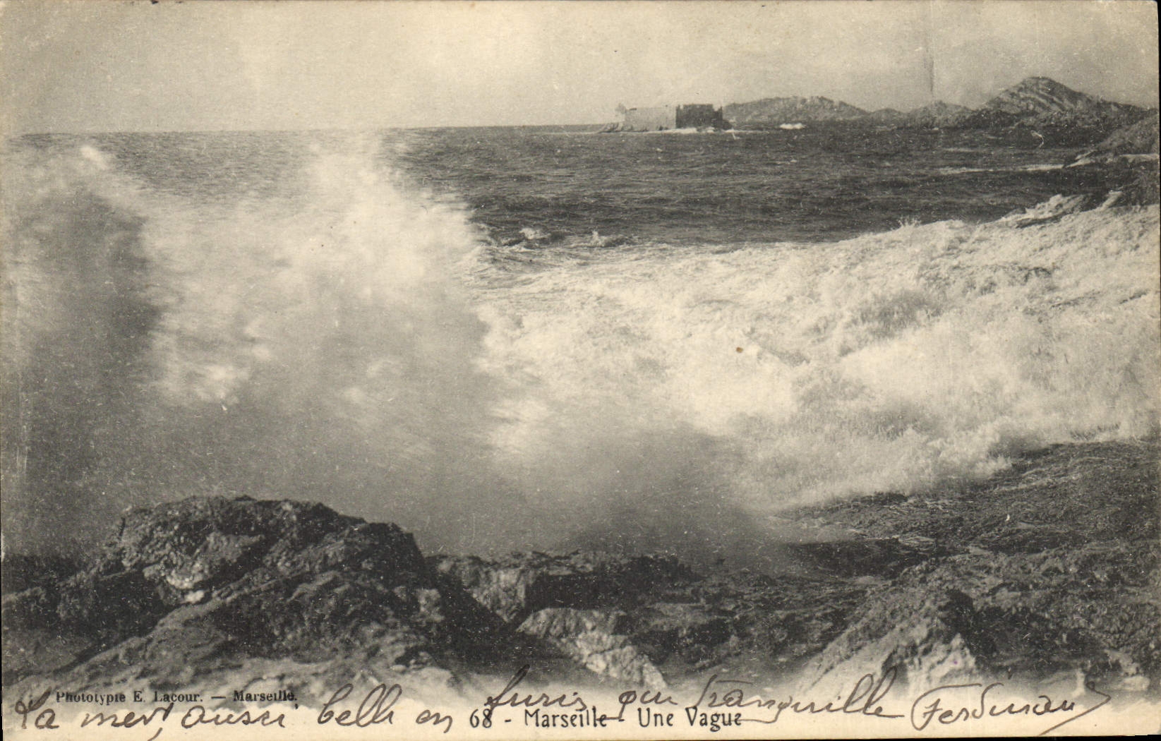 CPA Marseille Une Vague 