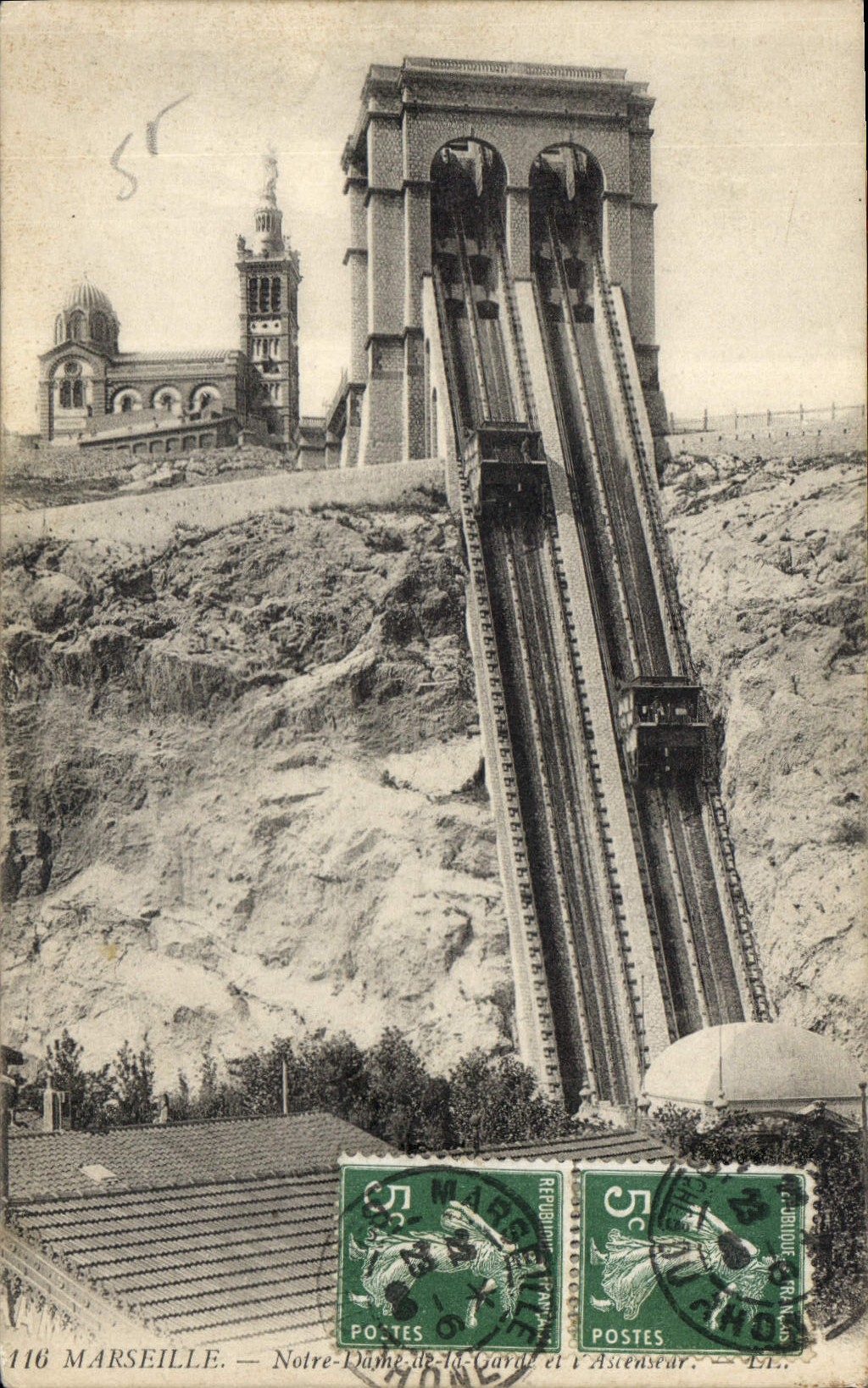 CPA Marseille Notre Dame de la Garde et l'Ascenseur