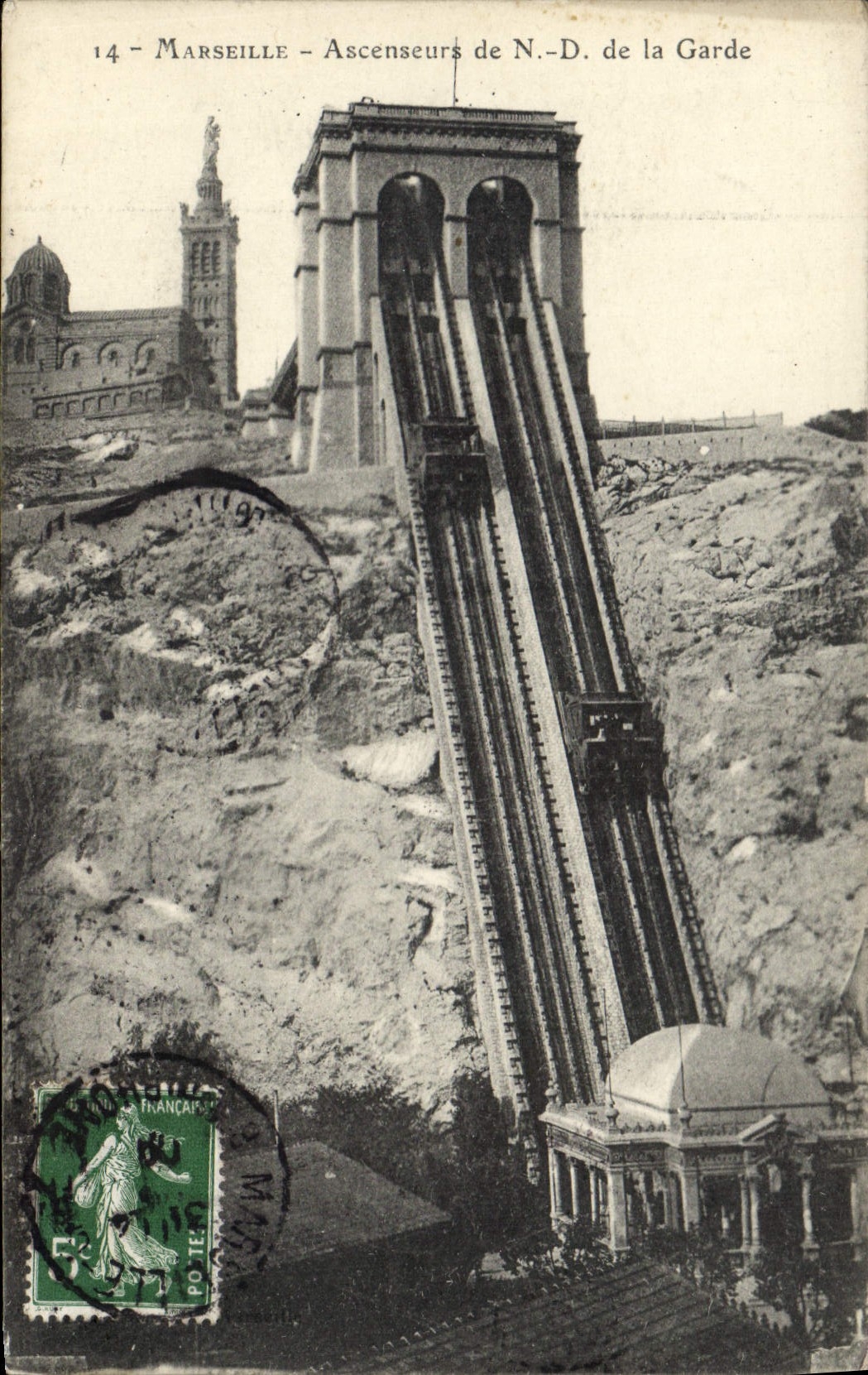 CPA Marseille Ascenseurs de Notre Dame de la Garde 