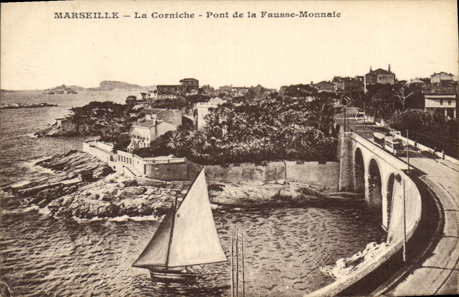 CPA Marseille La Corniche Pont de la Fausse Monnaie
