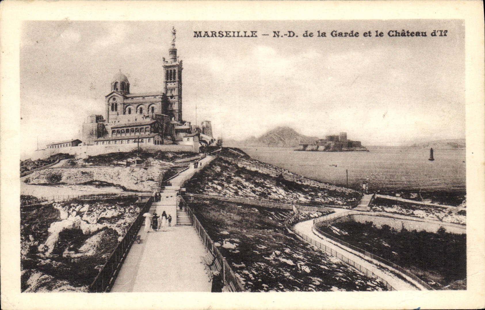 CPA Marseille Notre Dame de la Garde et le Chateau d'If 