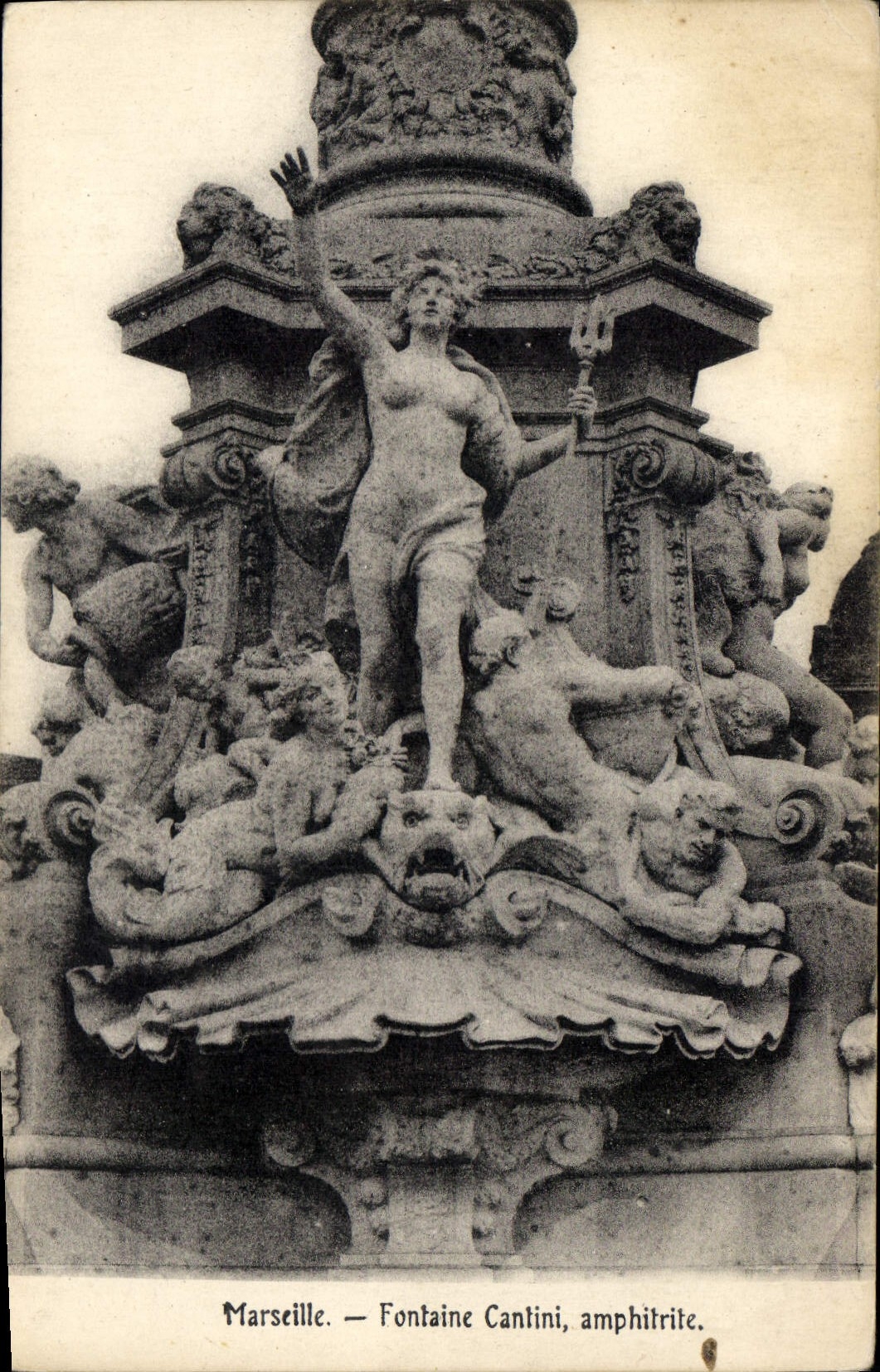 CPA Marseille Fontaine Cantini Amphitrite 