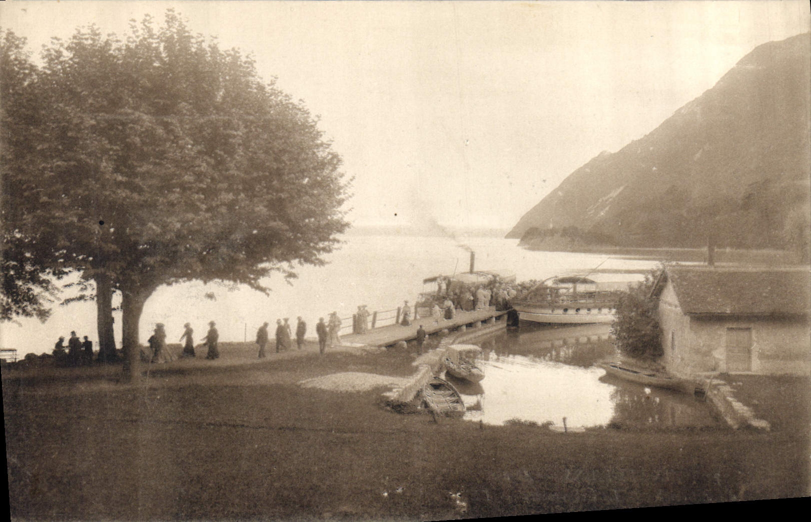 CPA Aix les Bains Abbaye d'Hautecombe le Debarcadere