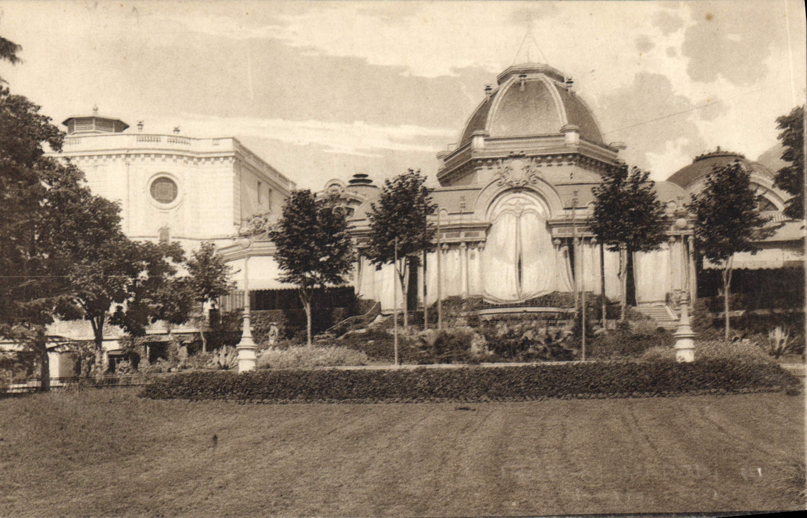 CPA Aix les Bains Le Grand Cercle L'Entree