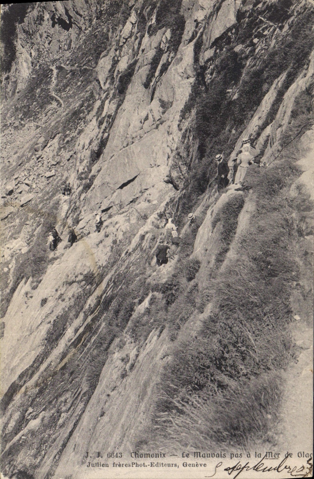 CPA Chamonix Le Mauvais pas a la Mer de Glace 