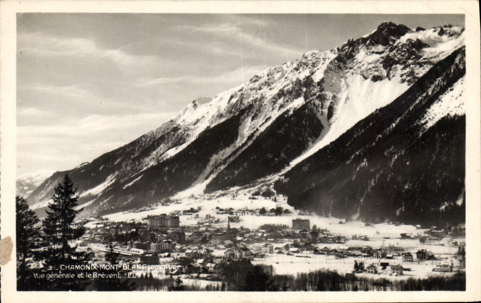 CPA Chamonix Mont Blanc en Hiver Vue generale et le Brevent 