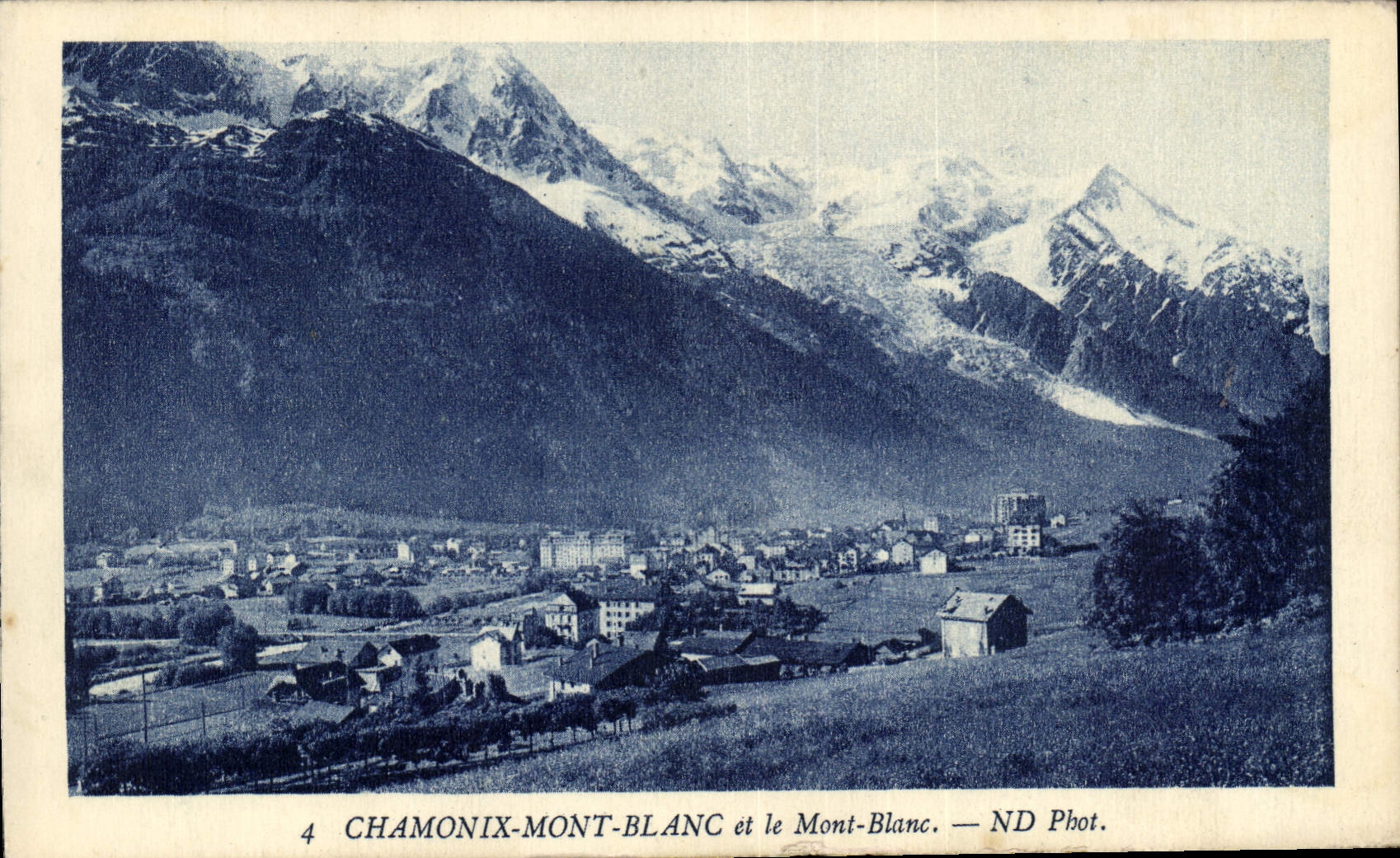 CPA Chamonix Mont Blanc et le Mont Blanc 
