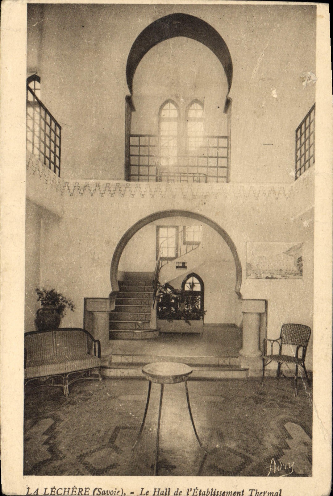 CPA La Lechere Savoie Le Hall de l'Etablissement Thermal