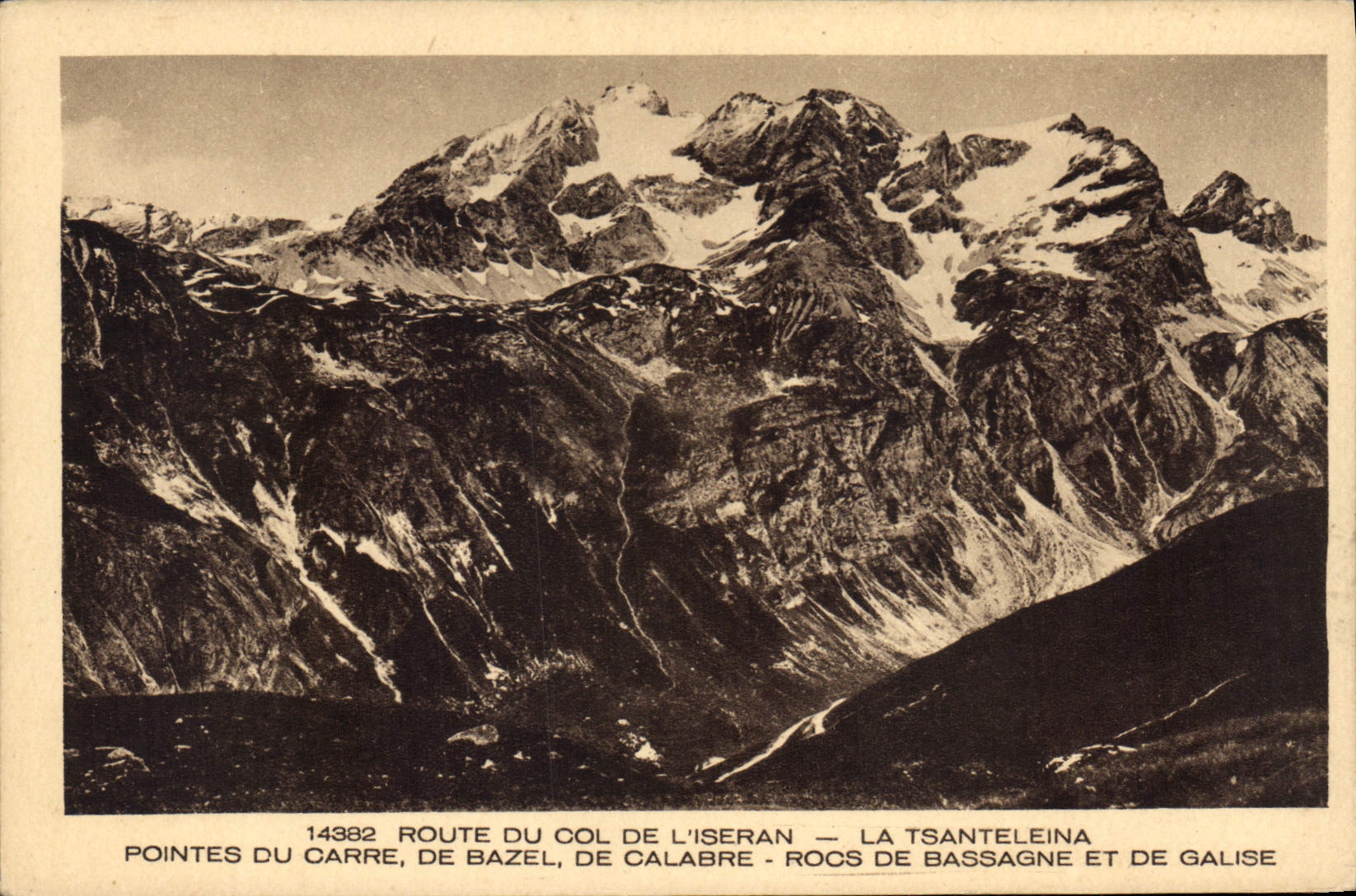 CPA Route du Col de l'Iseran La Tsanteleina pointes du Carre de Bazel de Calabre Rocs de Bassagne et