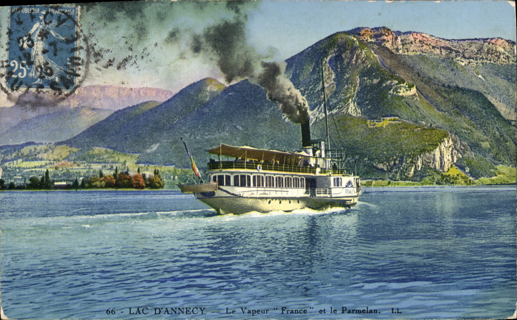 CPA Lac d'Annecy Le Vapeur France et le Parmelan Bateau