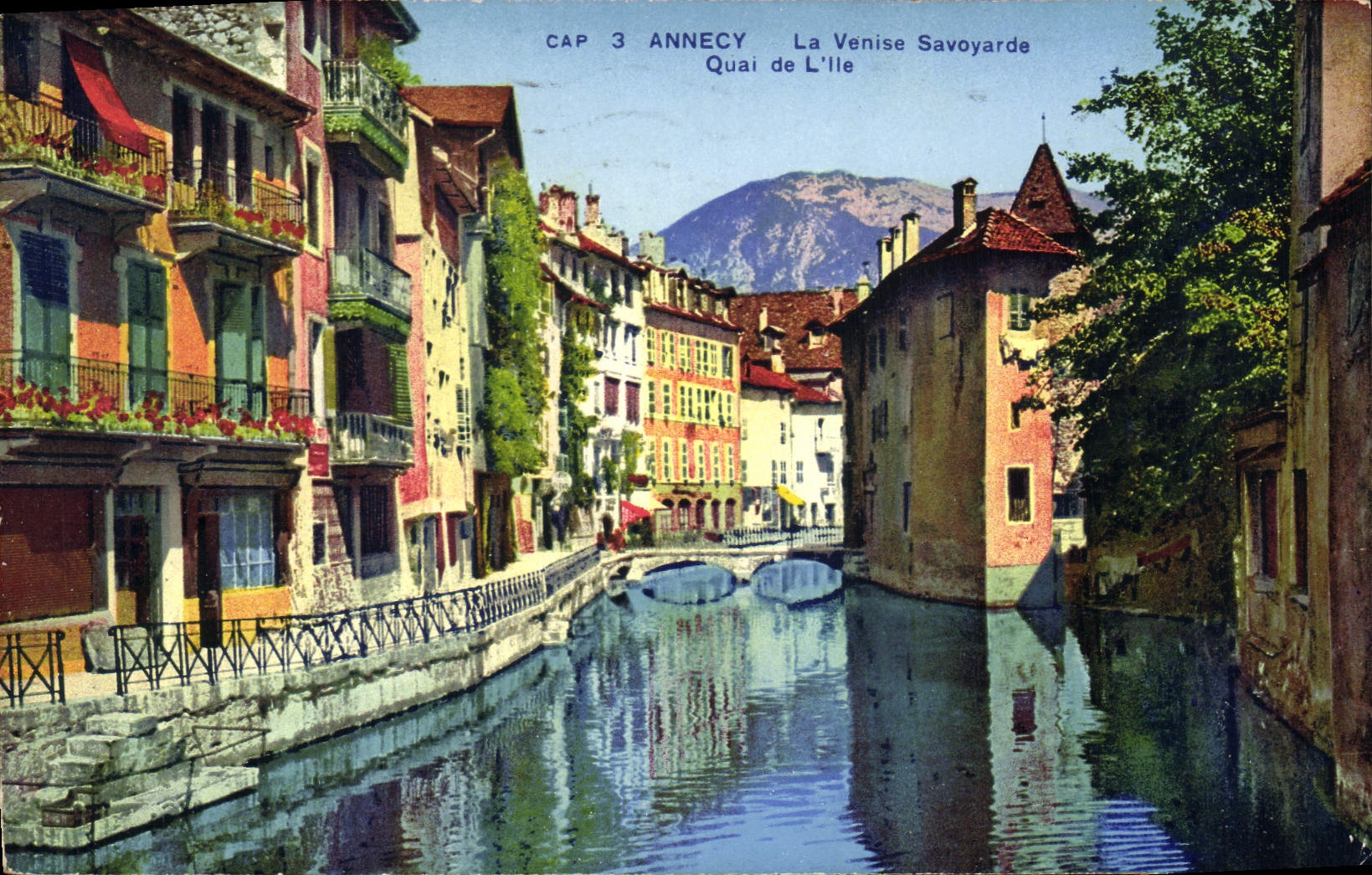 CPA Annecy La Venise Savoyarde Quai de L'Ile