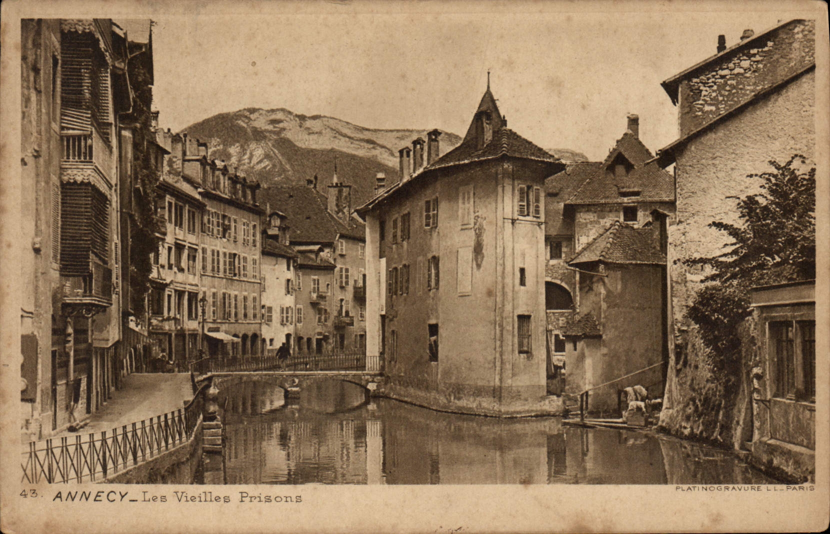 CPA Annecy Les Vieilles Prisons 
