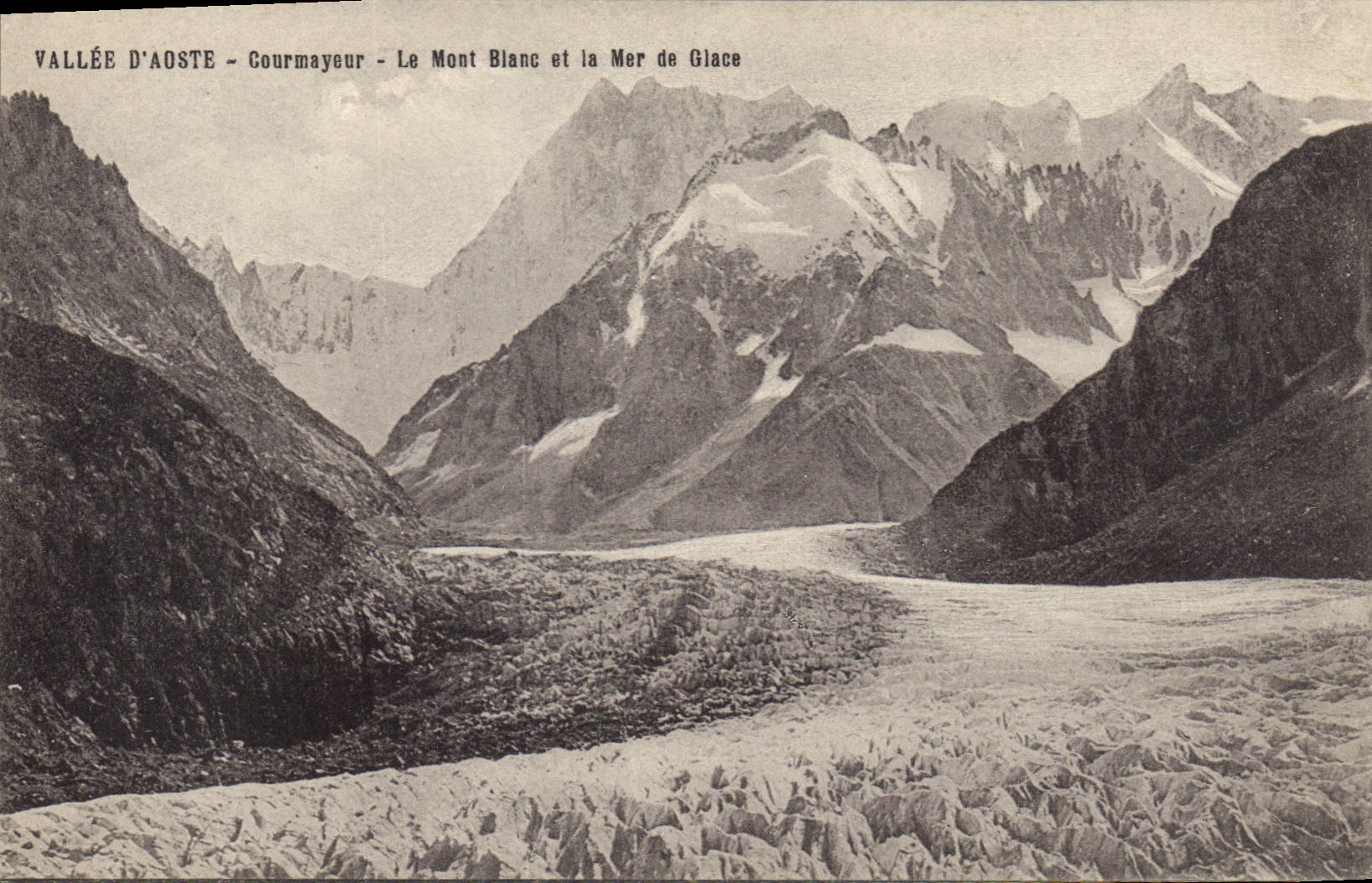 CPA Vallee d'Aoste Courmayeur Le Mont Blanc et la Mer de Glace 