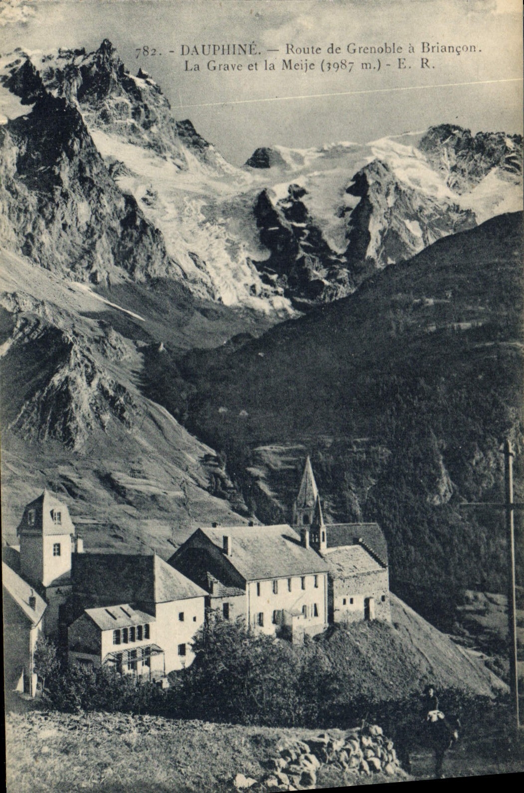CPA Dauphine Route de Grenoble a Briancon La Grave et le Meije 