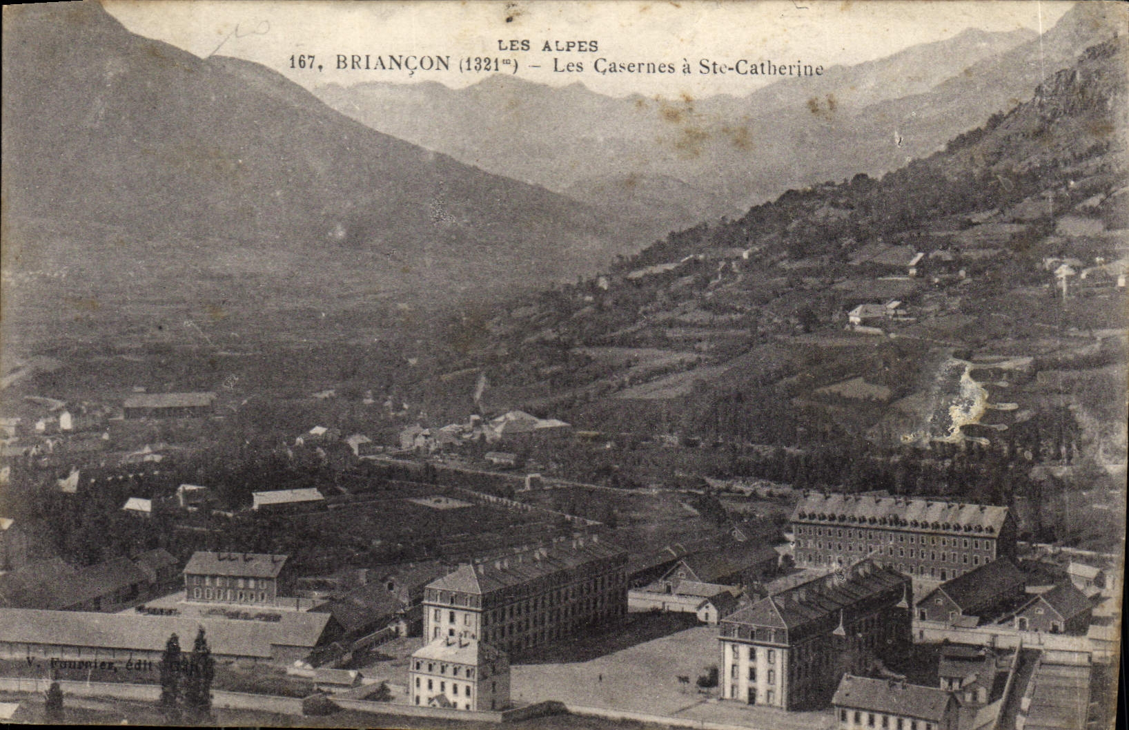 CPA Les Alpes Briancon Les Casernes a Ste Catherine
