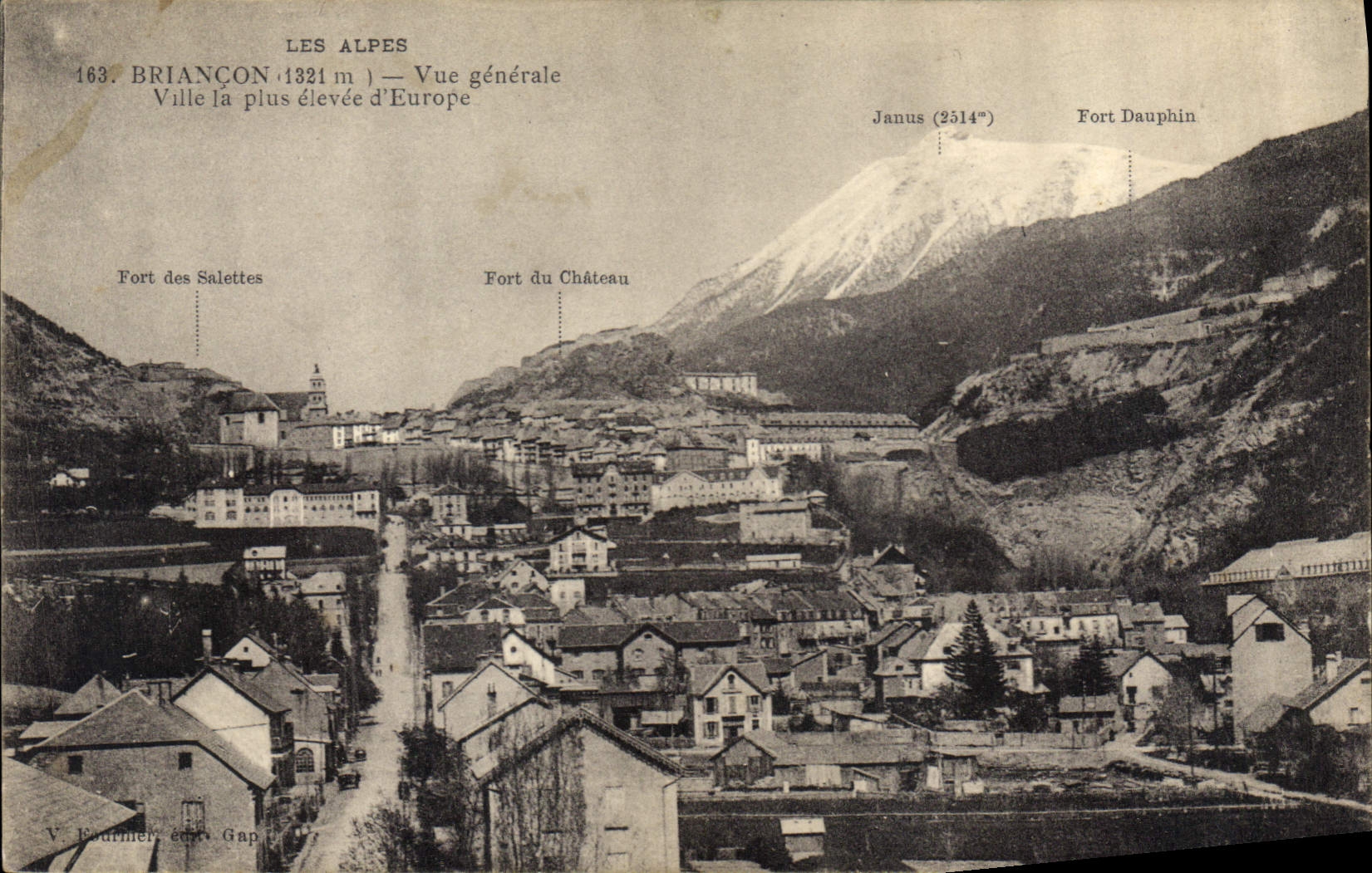 CPA Les Alpes Briancon Vue generale Ville la plus elevee d'Europe 