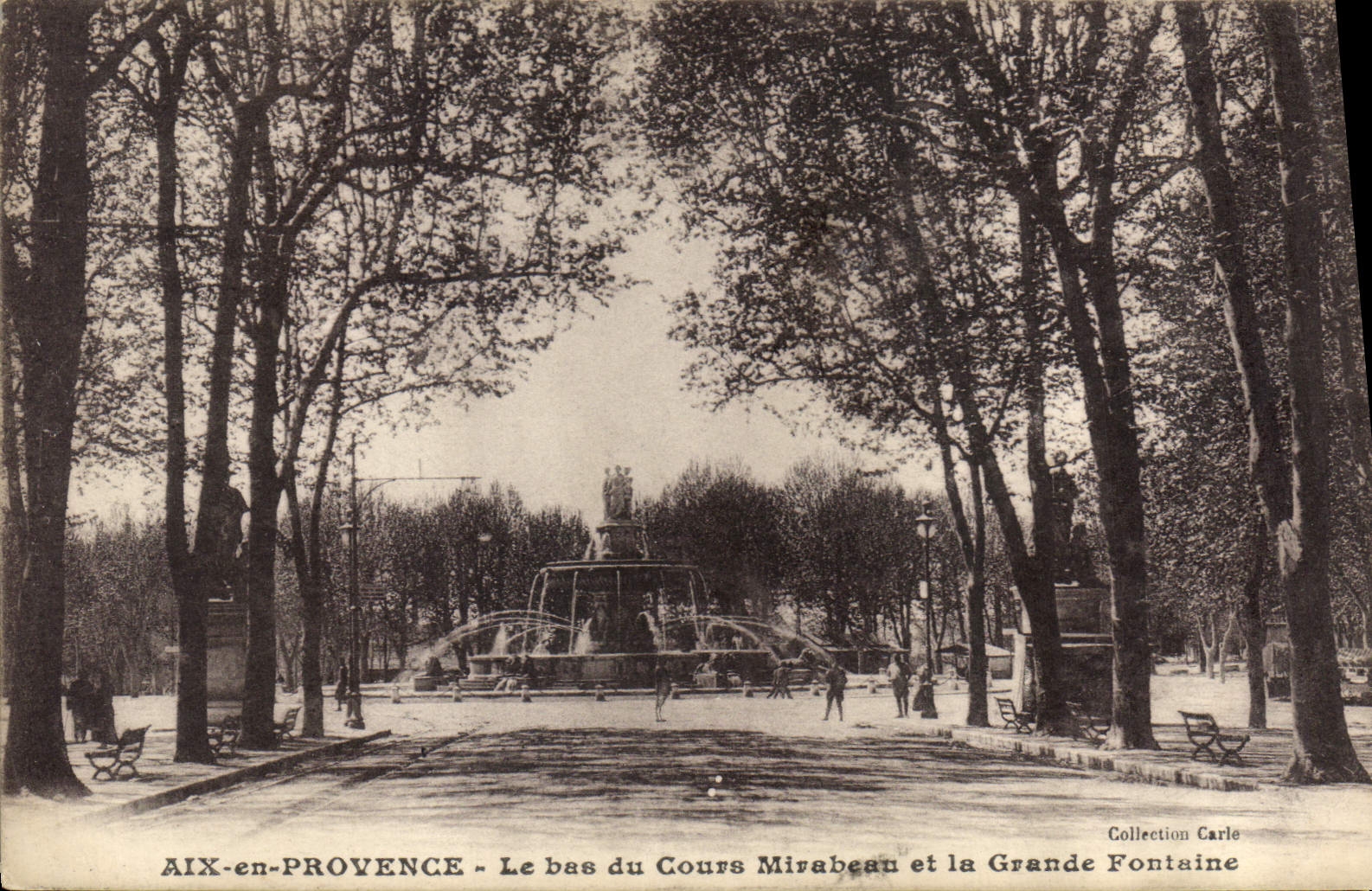 CPA Aix en Provence Le Bas du Cours Mirabeau et la Grande Fontaine 