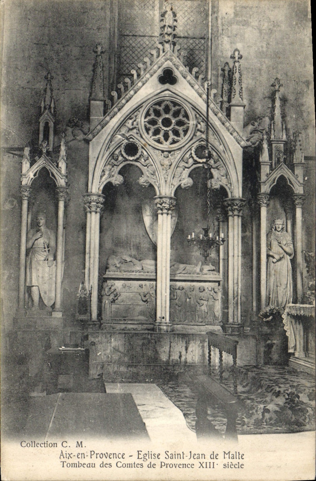 CPA Aix en Provence Eglise Saint Jean de Malte Tombeau des Comtes de Provence XIII 