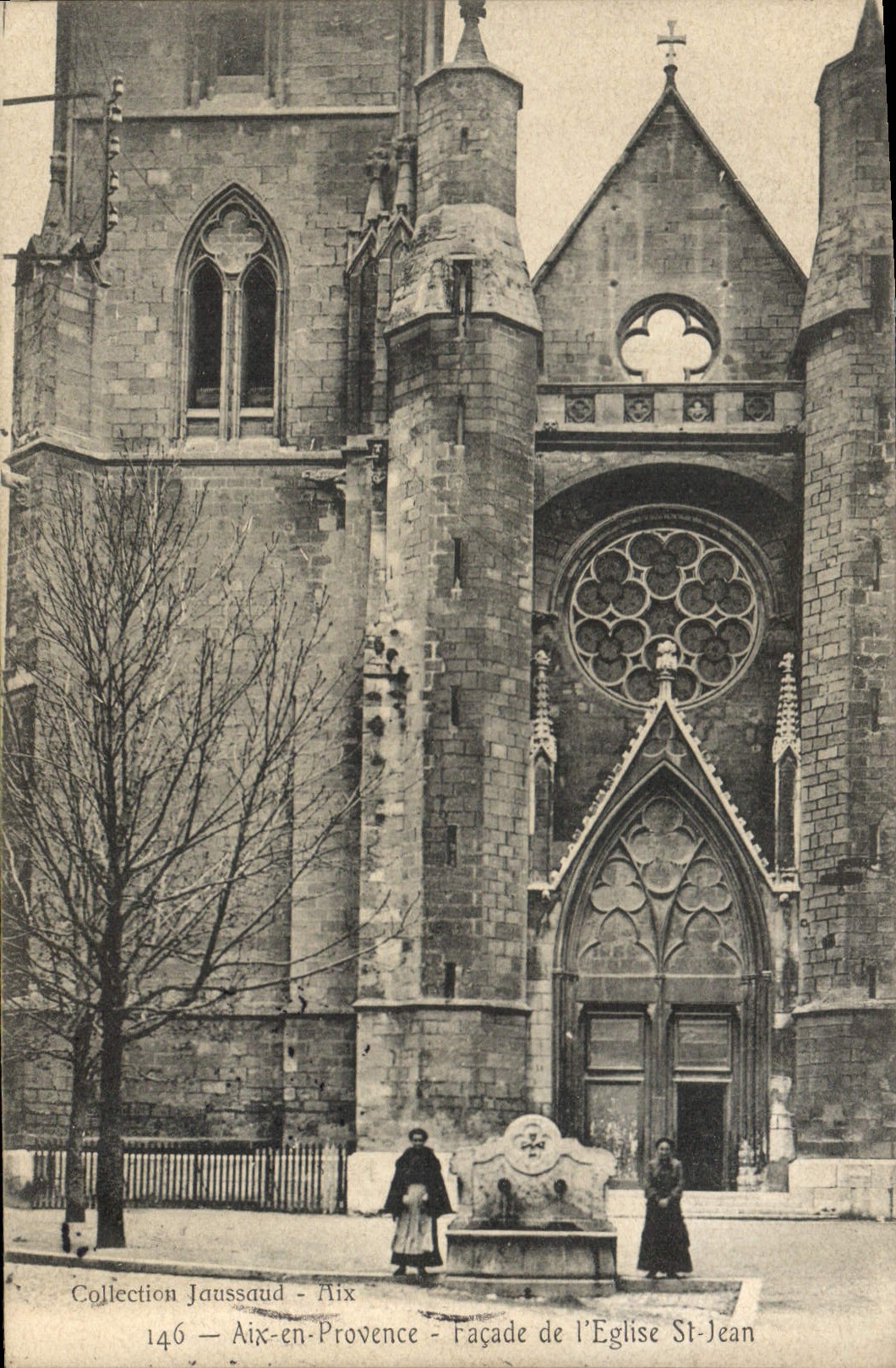 CPA Aix en Provence Facade de l'Eglise St Jean 