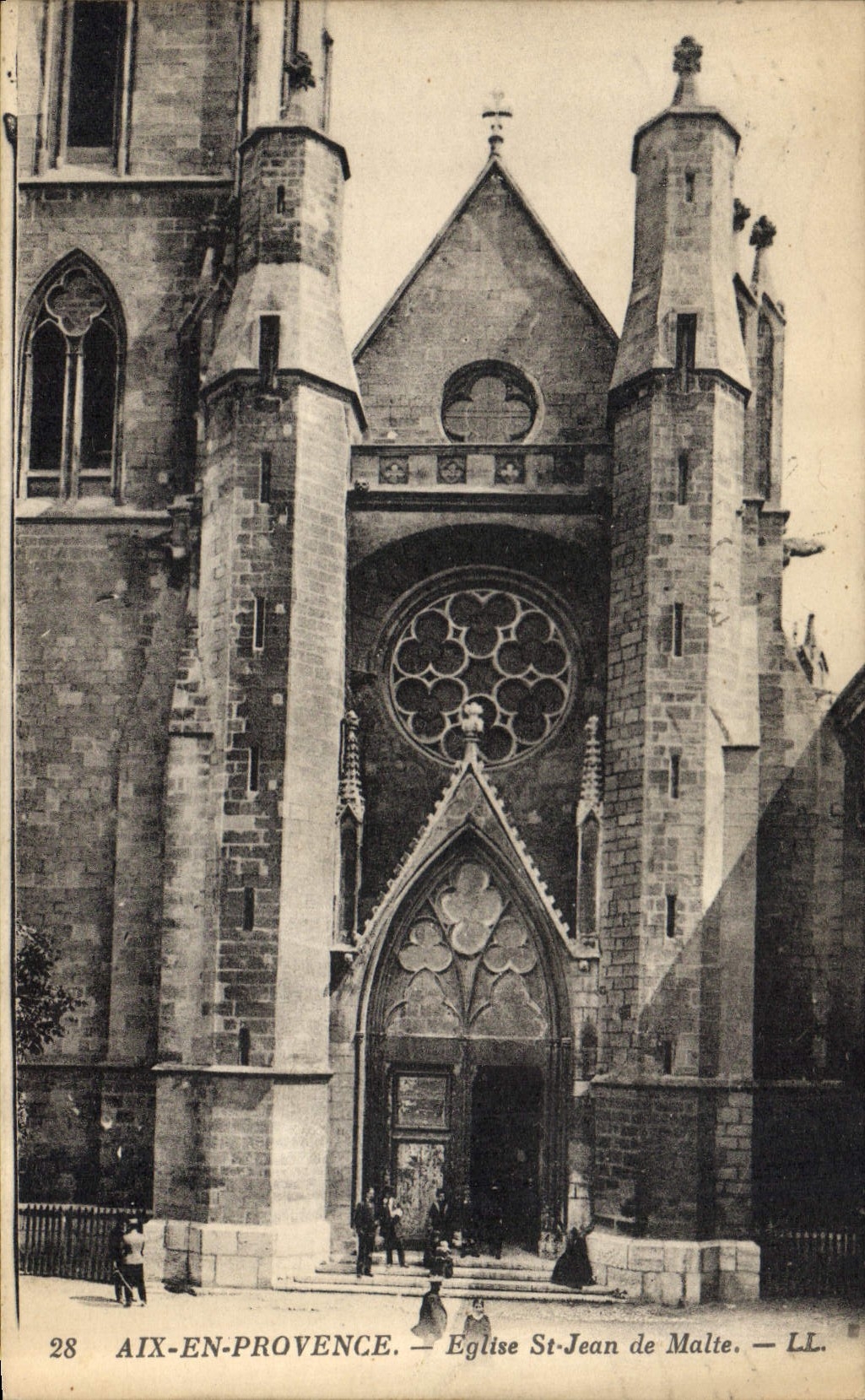 CPA Aix en Provence Eglise St Jean de Malte 