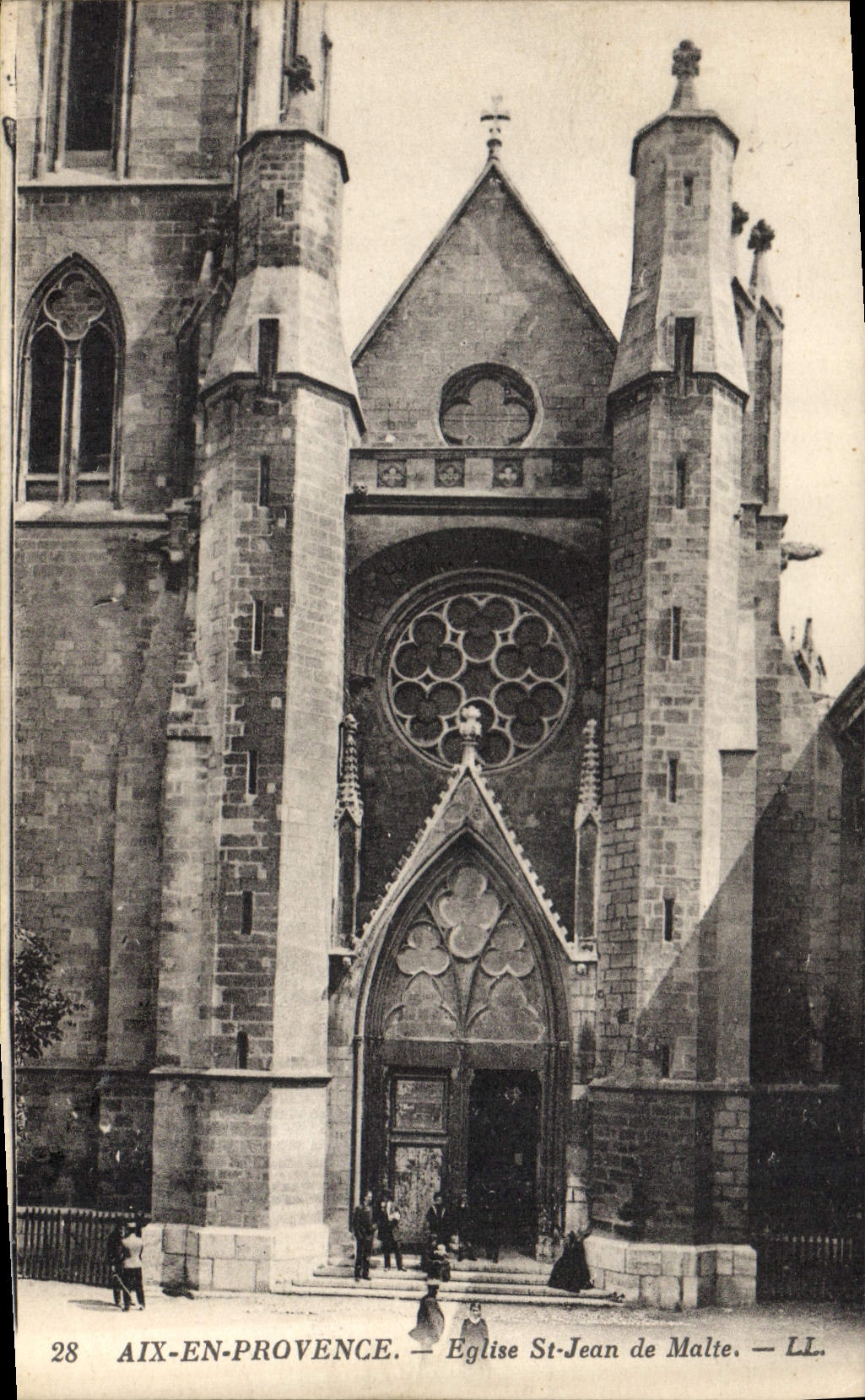 CPA Aix en Provence Eglise St Jean de Malte 