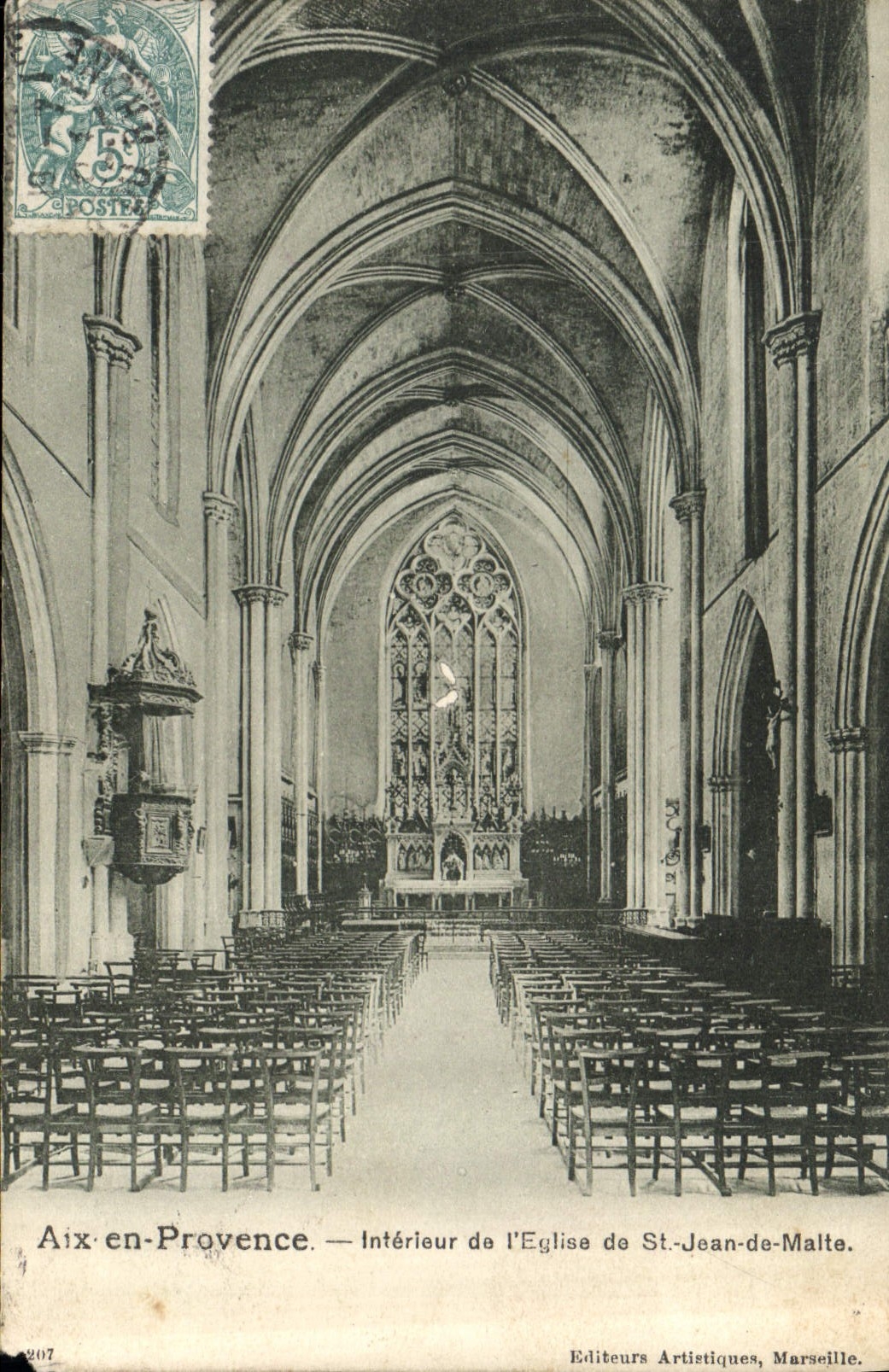 CPA Aix en Provence Interieur de l'Eglise de St Jean de Malte 