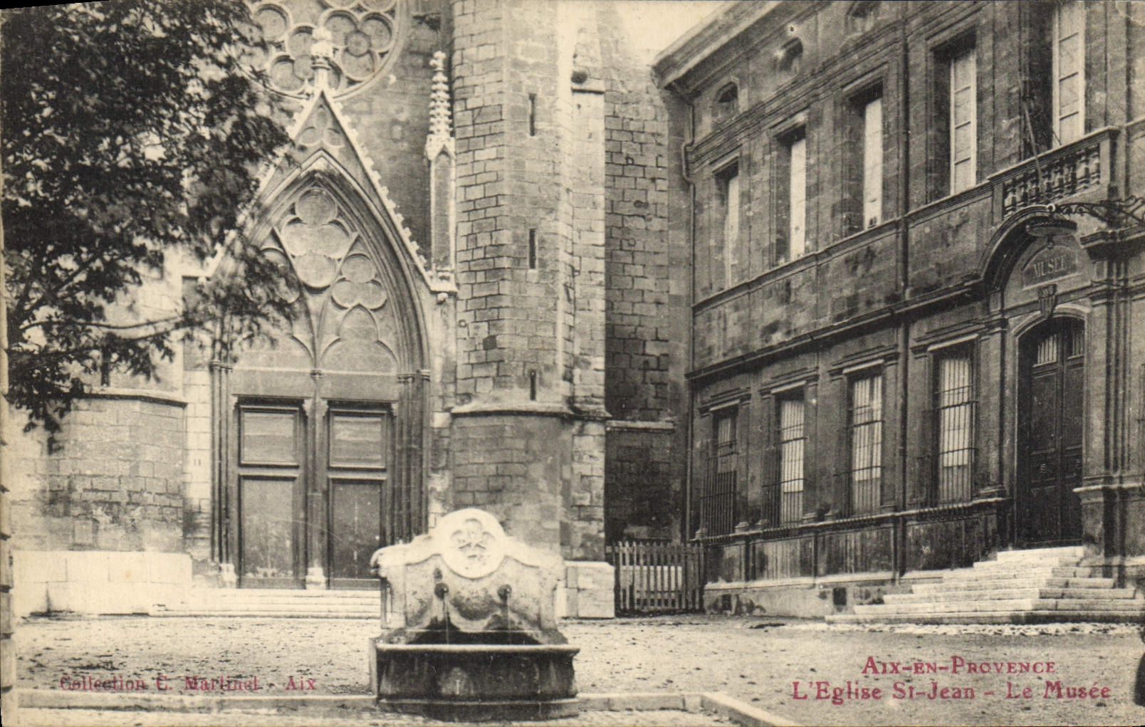 CPA Aix en Provence L'Eglise St Jean Le Musee 