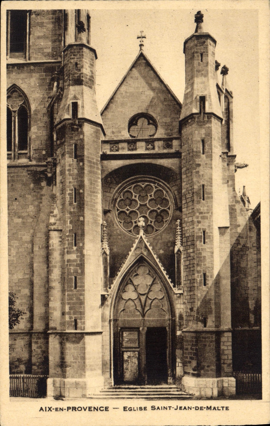 CPA Aix en Provence Eglise Saint Jean de Malte 